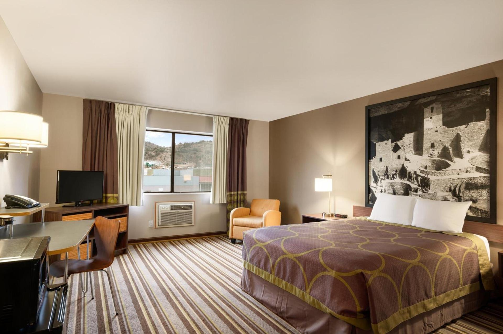 Super 8 by Wyndham Durango photo 39