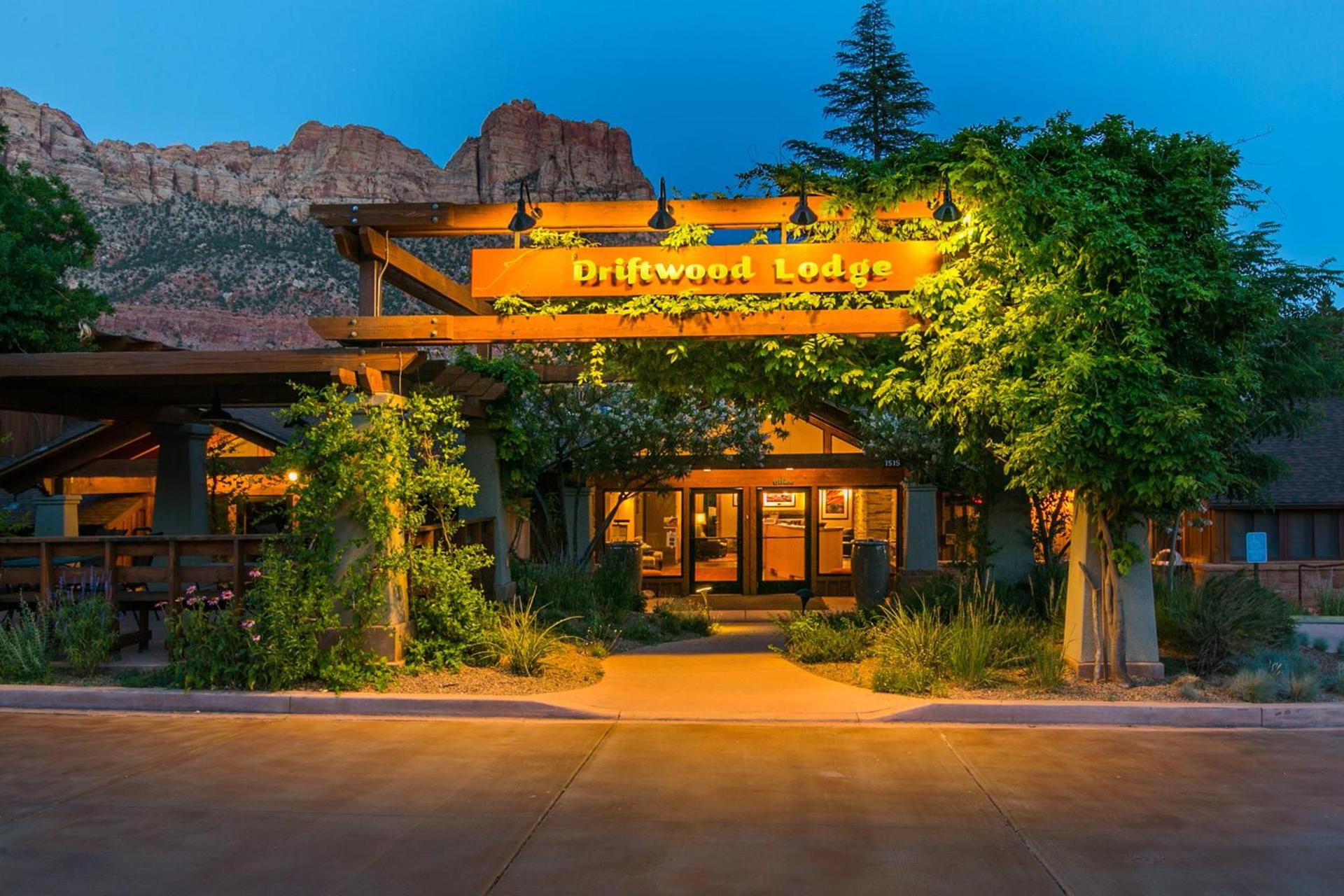 Driftwood Lodge — hotel in Springdale