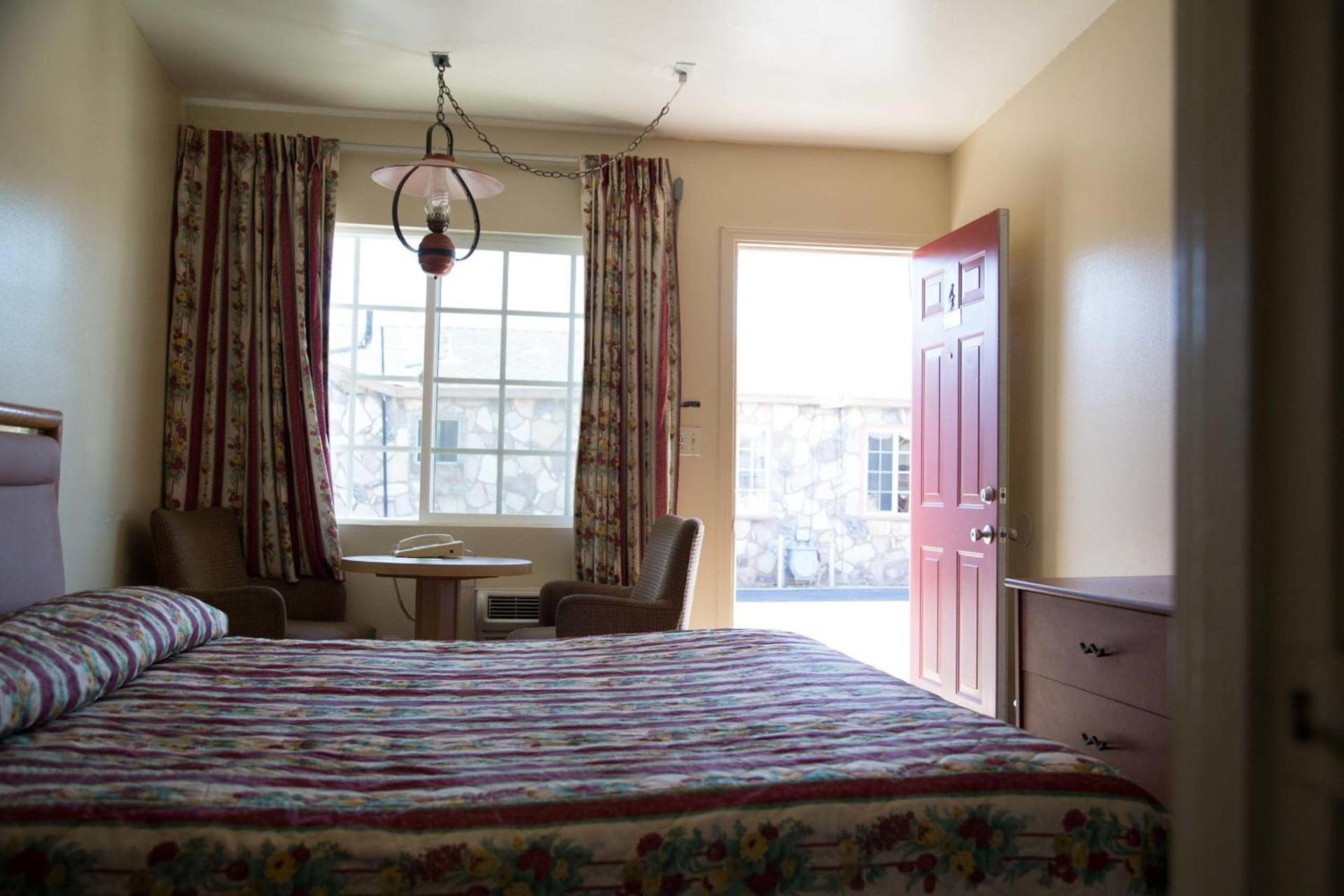 Boron Motel photo 19