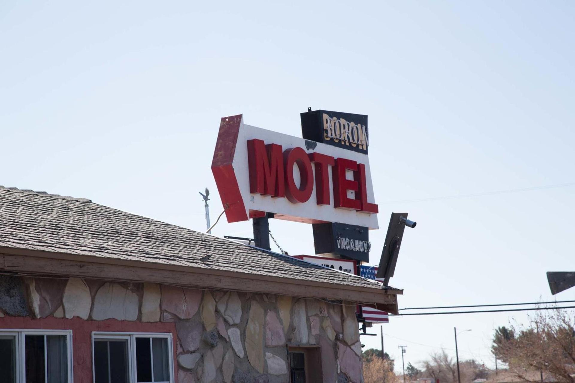 Boron Motel photo 20