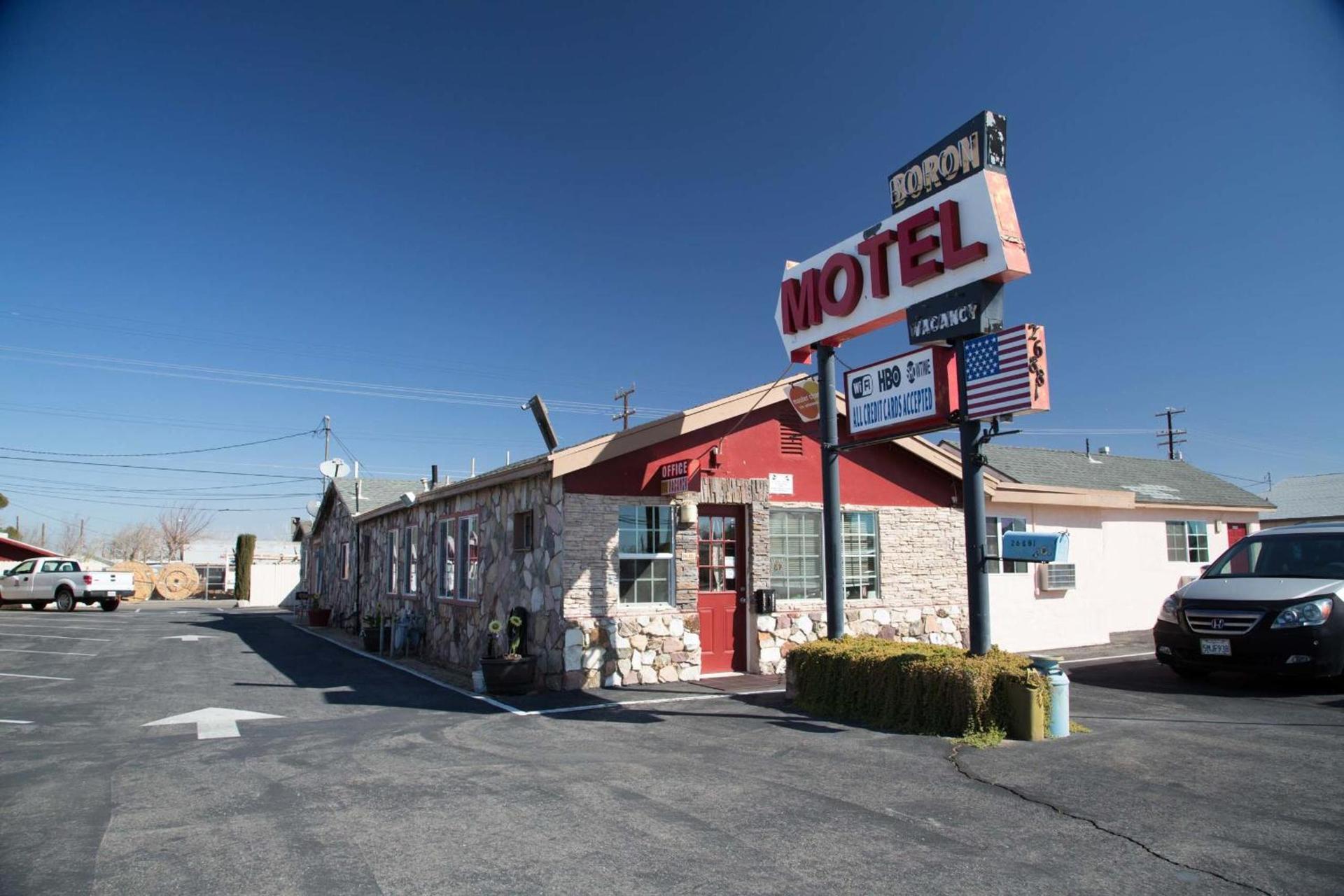 Boron Motel photo 24