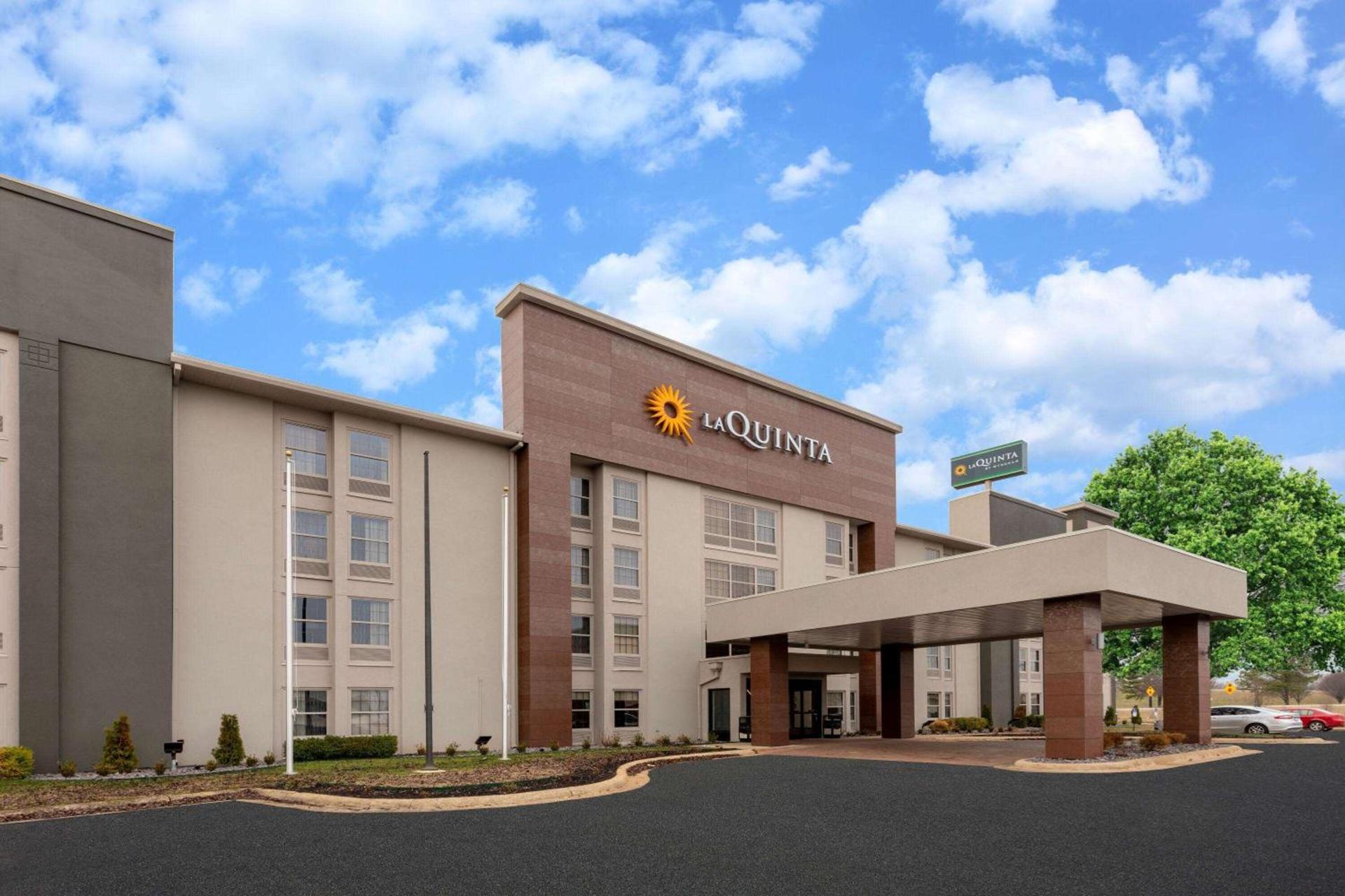La Quinta by Wyndham Jonesboro photo 3