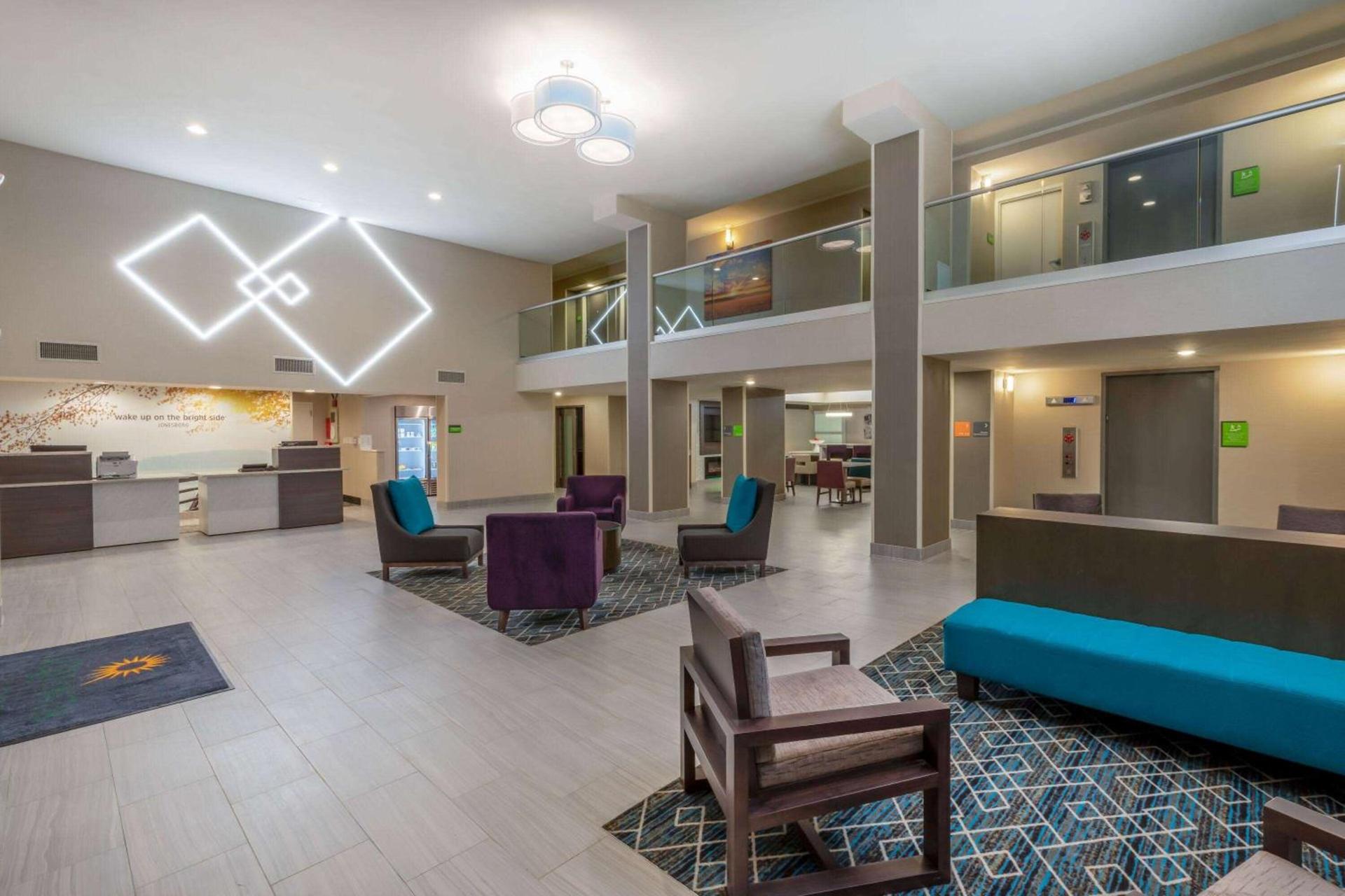 La Quinta by Wyndham Jonesboro photo 6