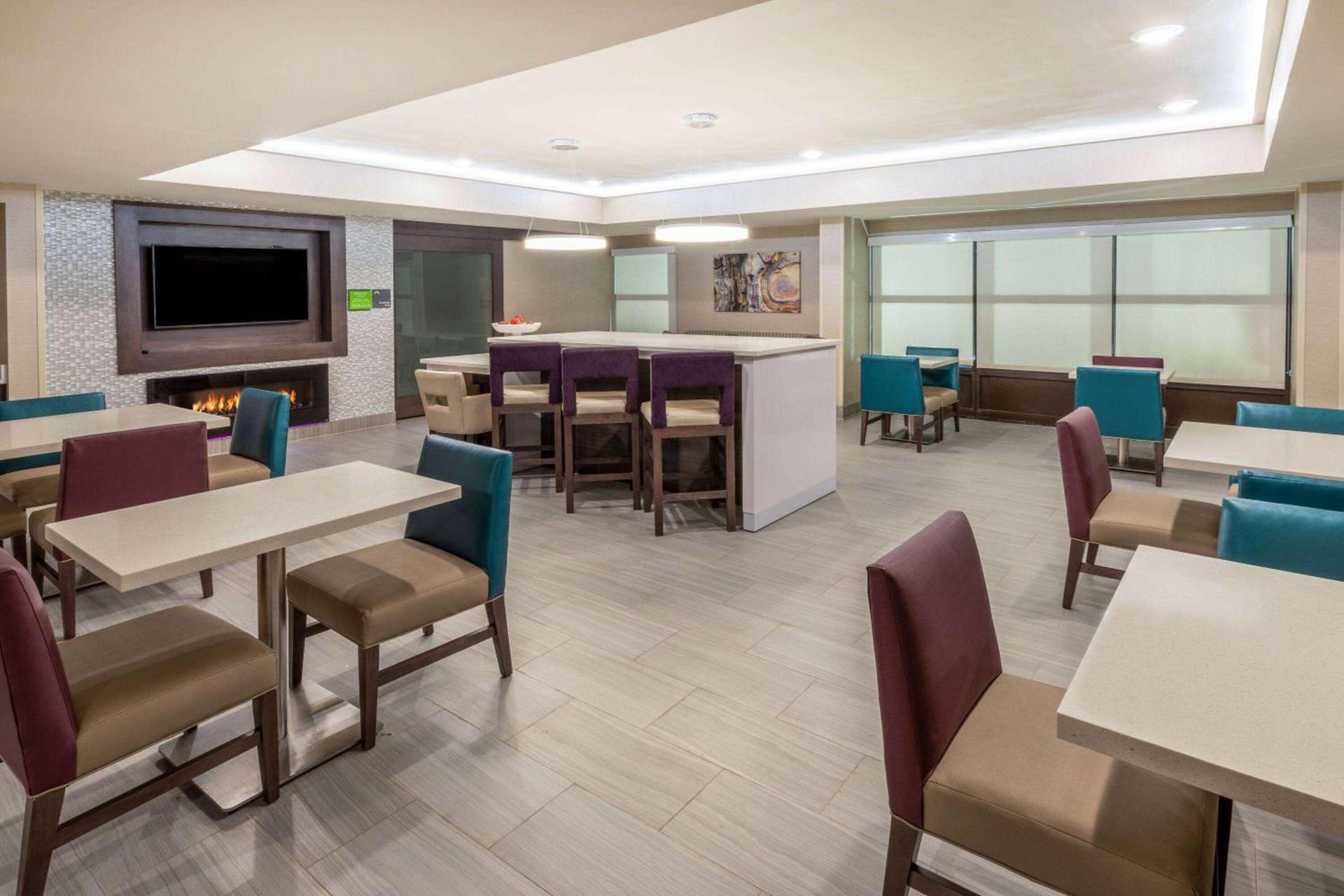 La Quinta by Wyndham Jonesboro photo 34