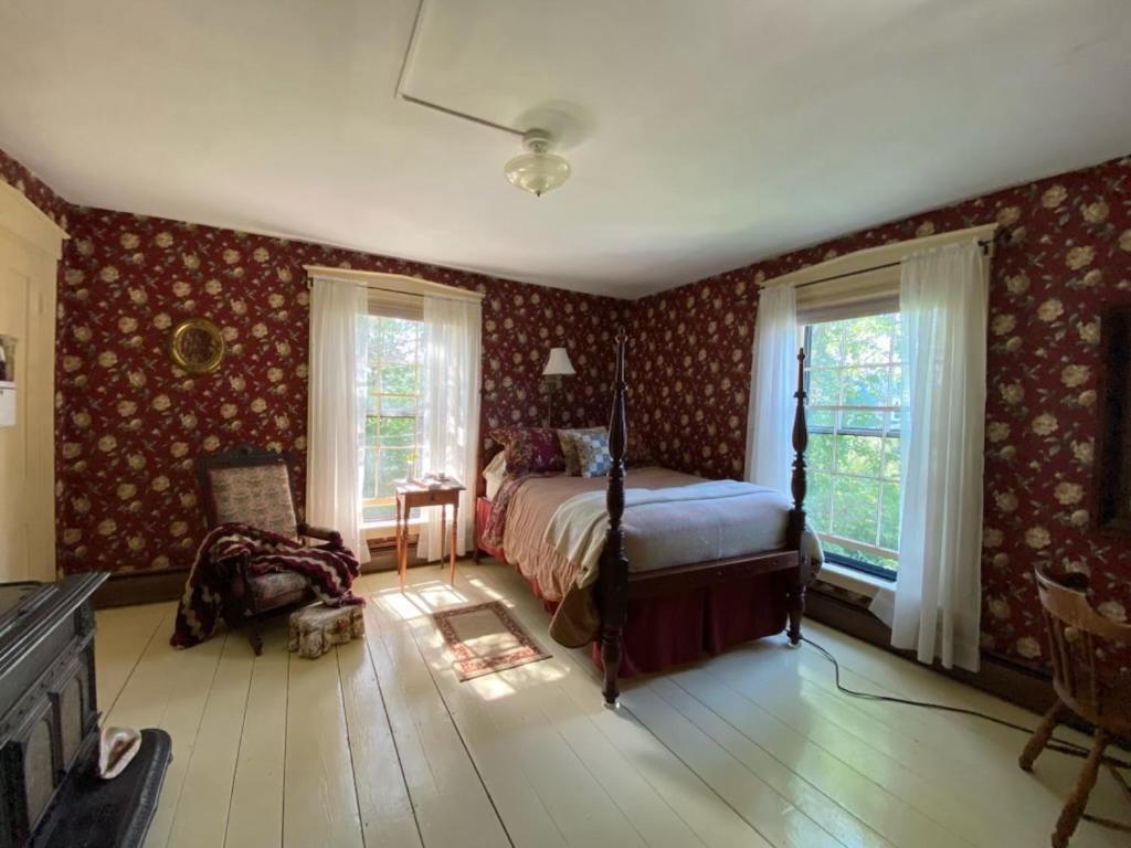 Sewall House Yoga Retreat photo 17