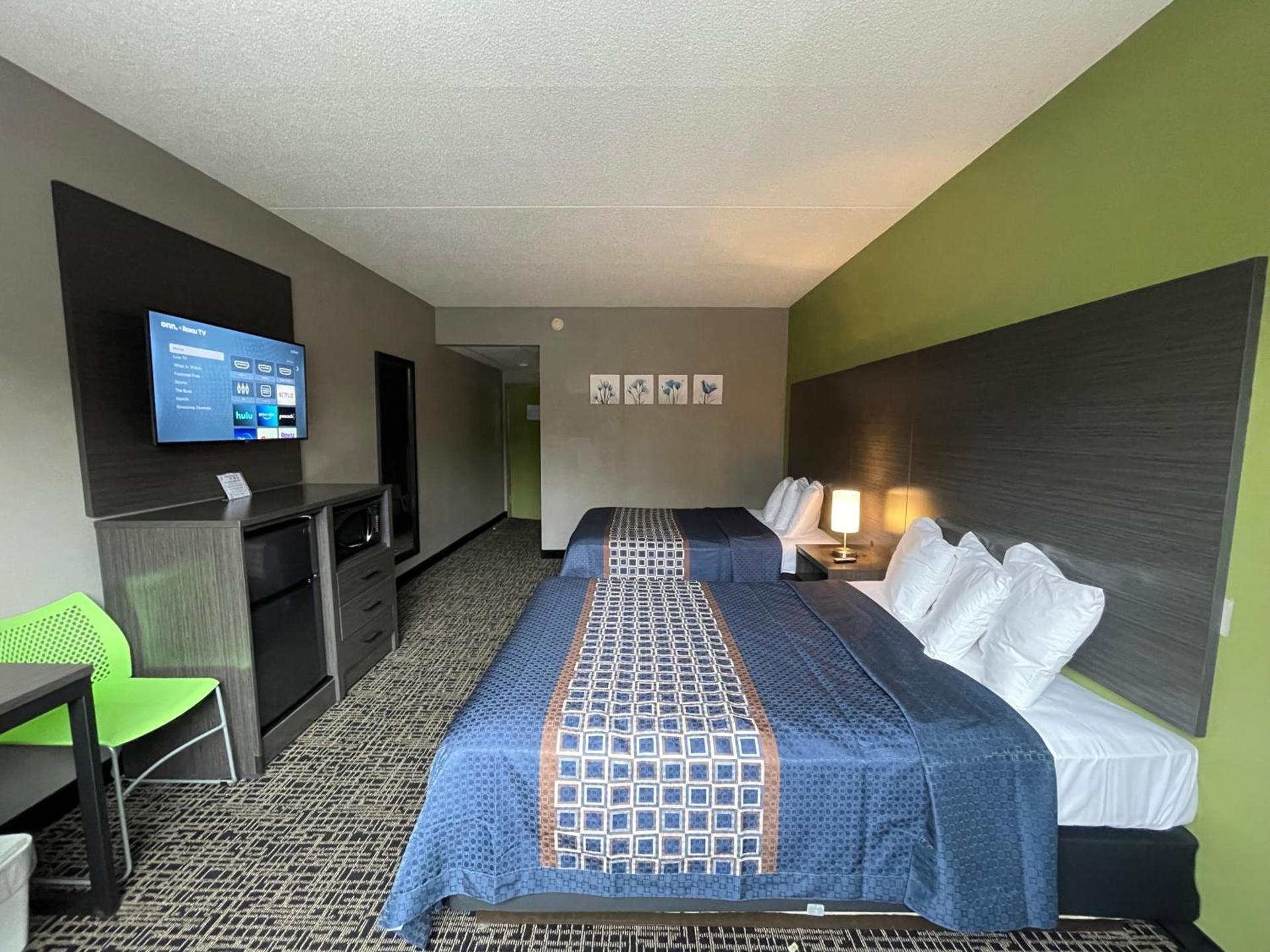Wingate by Wyndham Lake George photo 36