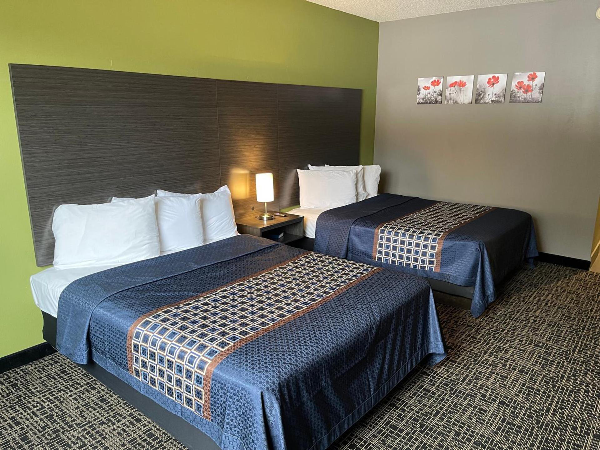 Wingate by Wyndham Lake George photo 35