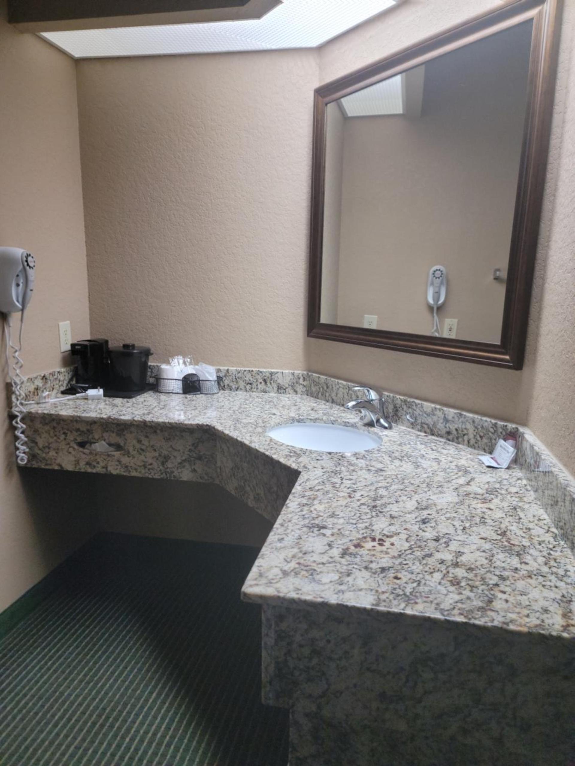Bay Mountain Inn Cherokee Smoky Mountains photo 31