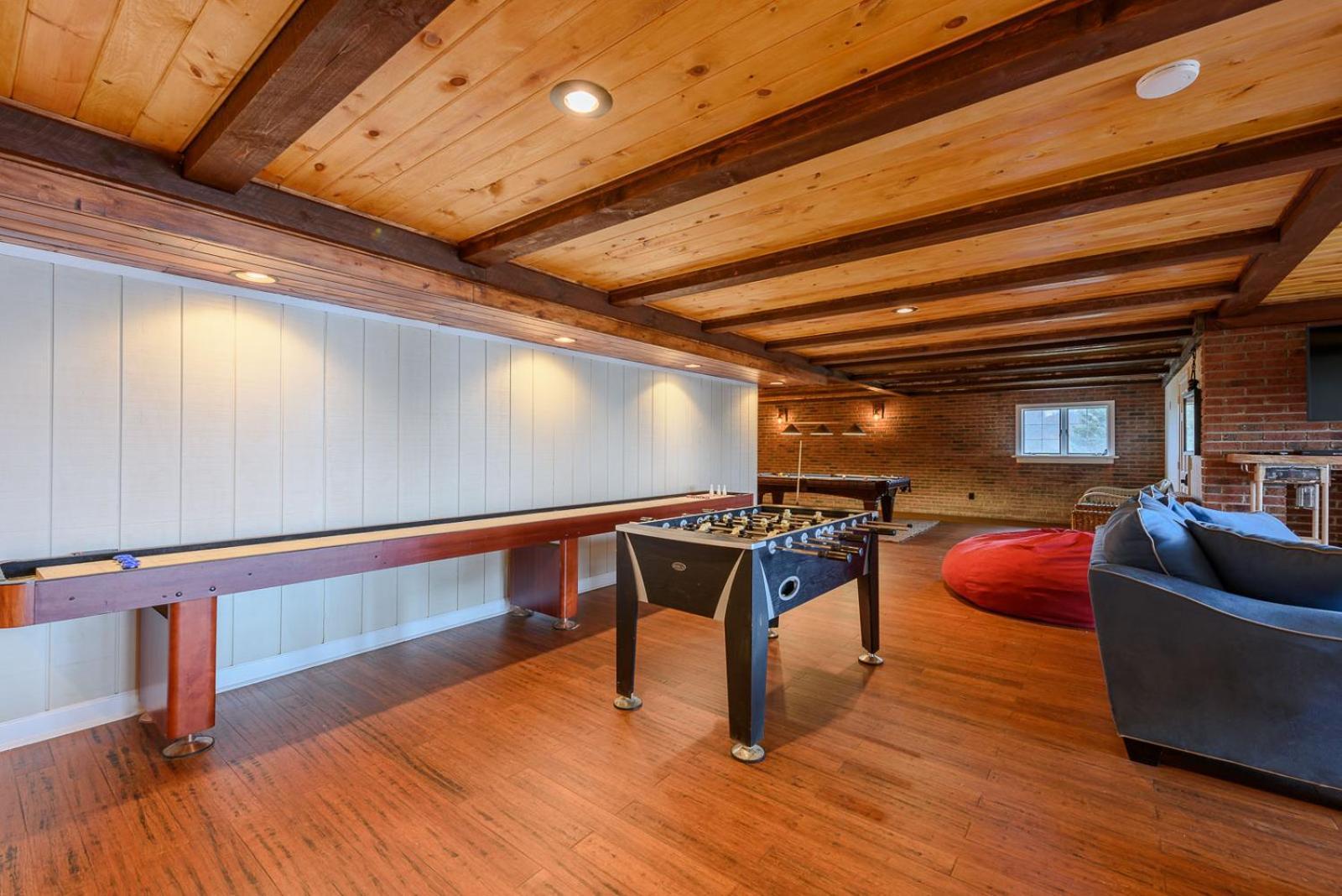 Appalachian Mountain Lodge photo 32