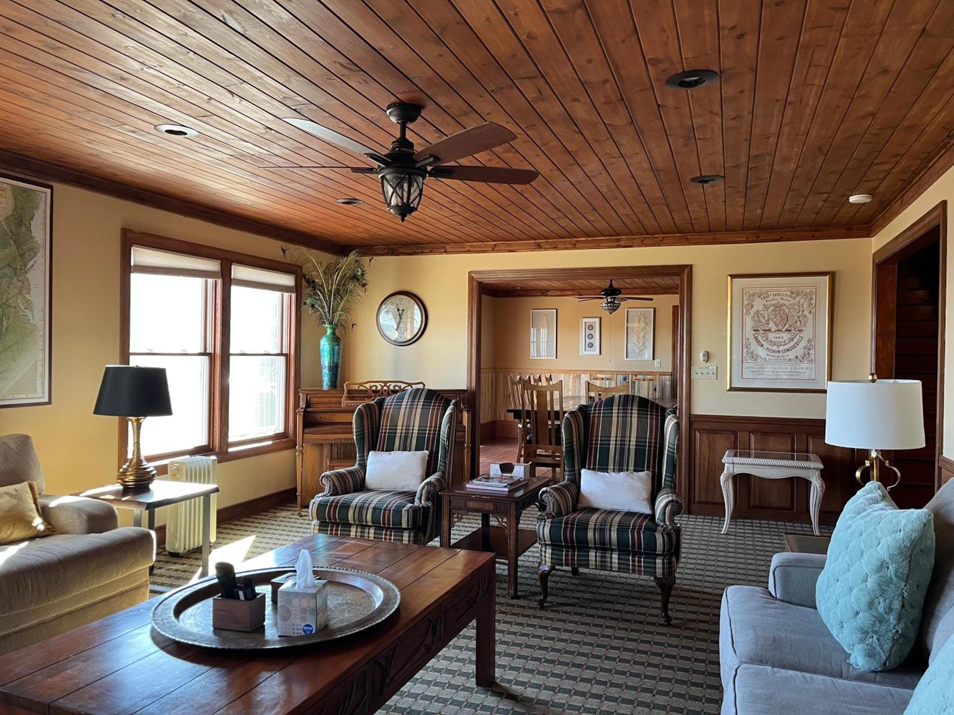 Appalachian Mountain Lodge photo 20