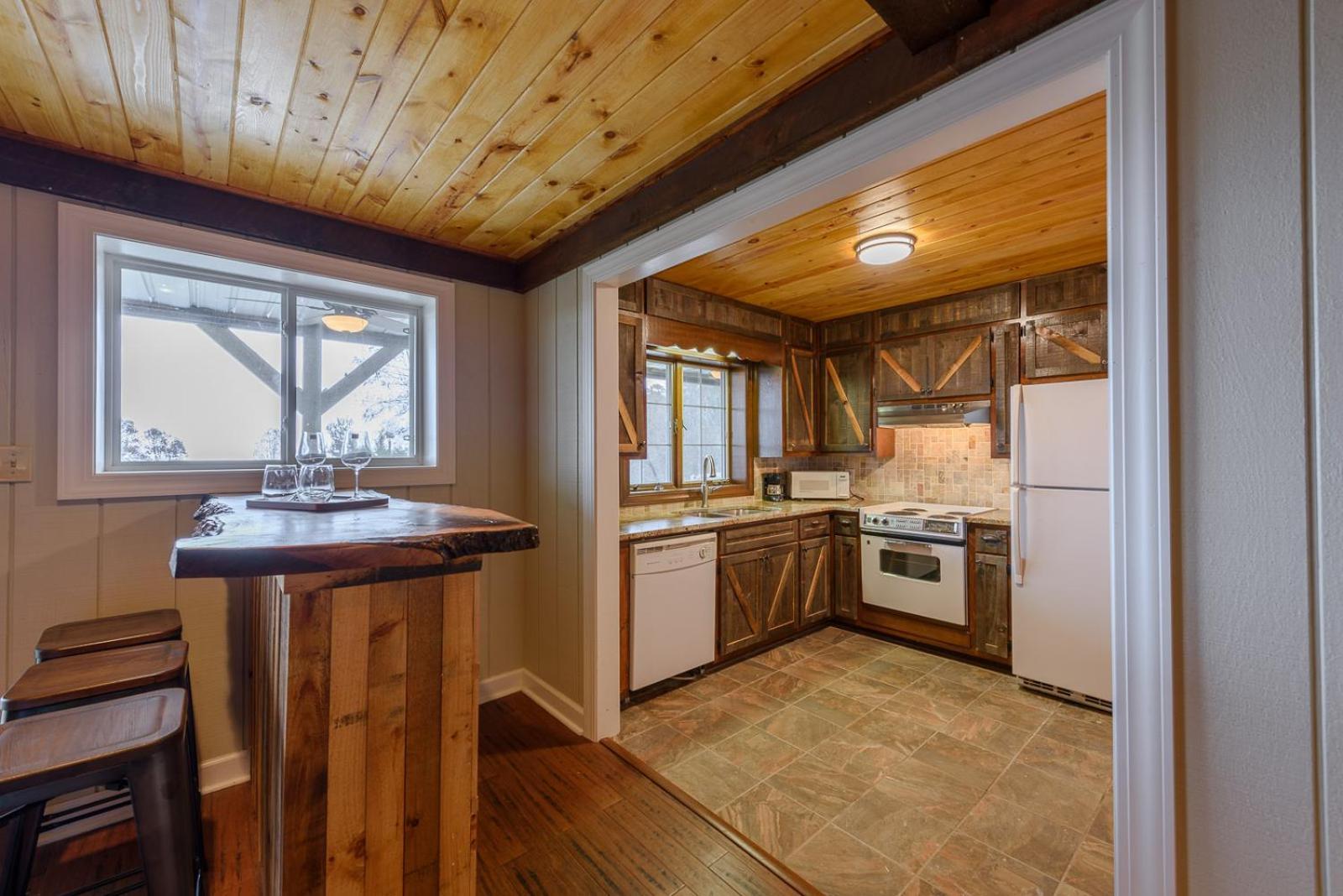 Appalachian Mountain Lodge photo 39