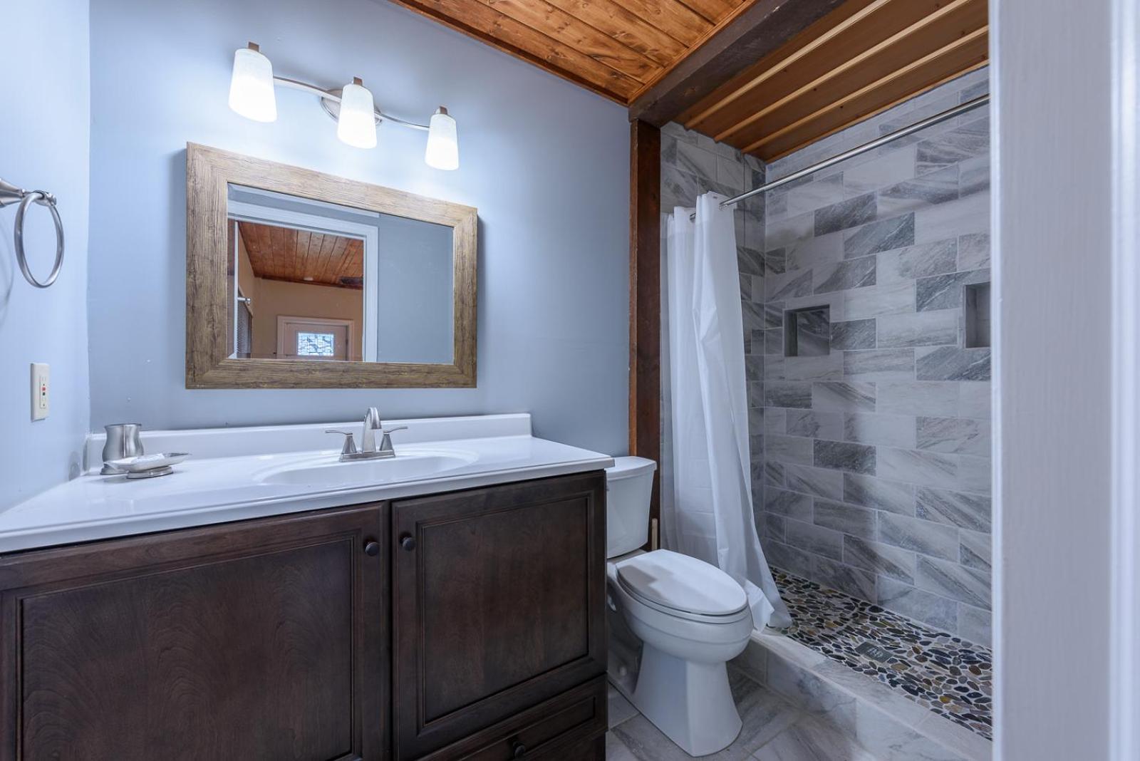 Appalachian Mountain Lodge photo 21