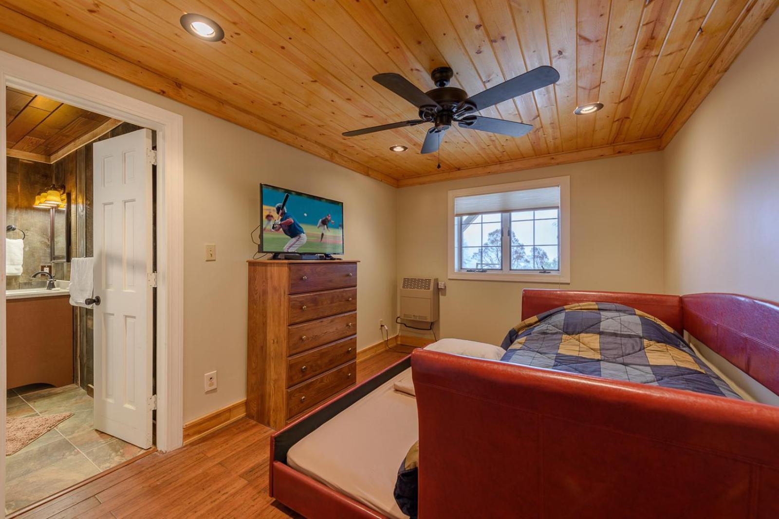 Appalachian Mountain Lodge photo 45