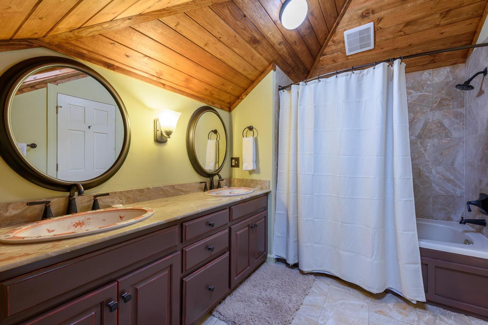 Appalachian Mountain Lodge photo 25