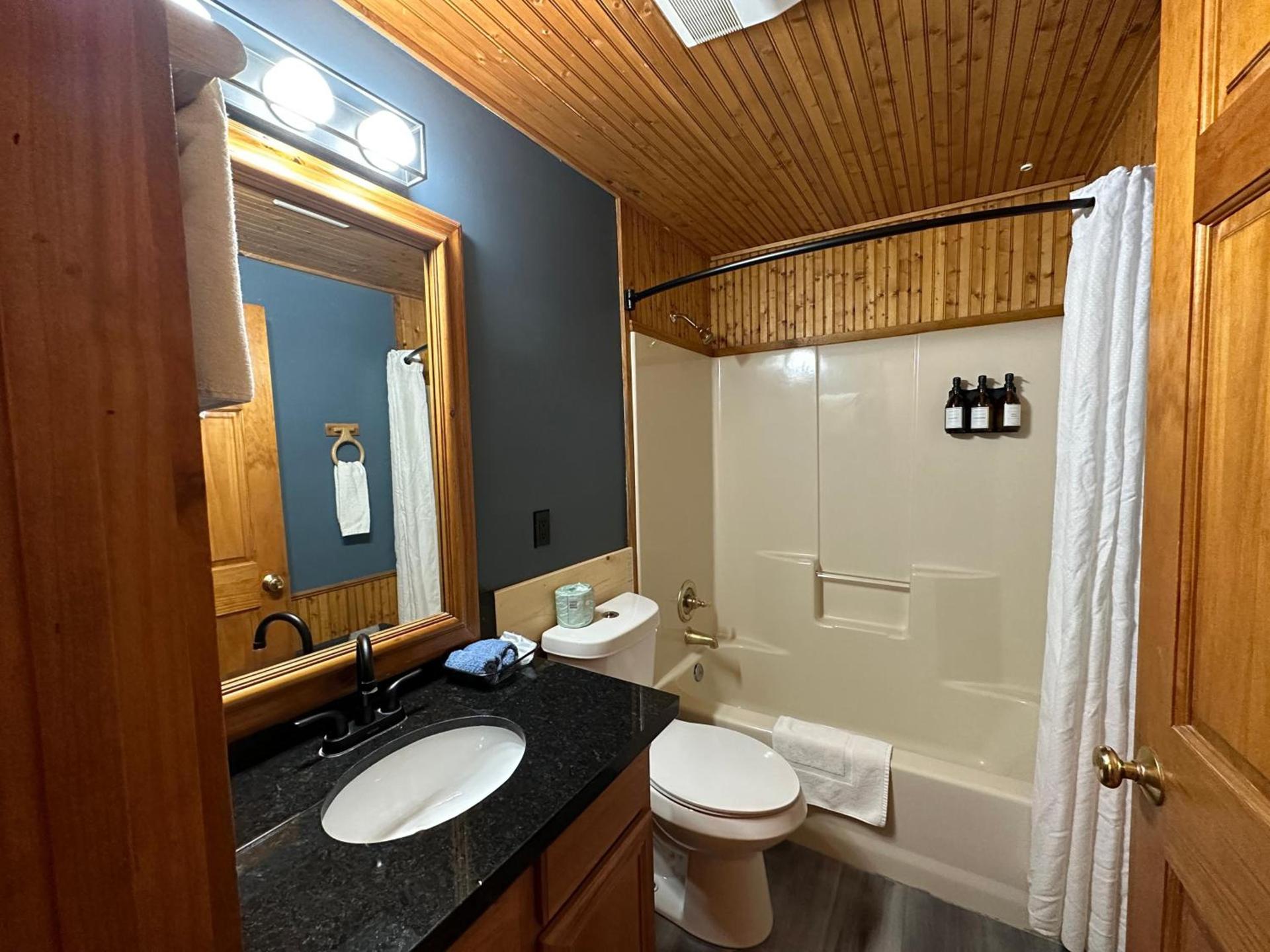 Canyon Lakeview Resort photo 29
