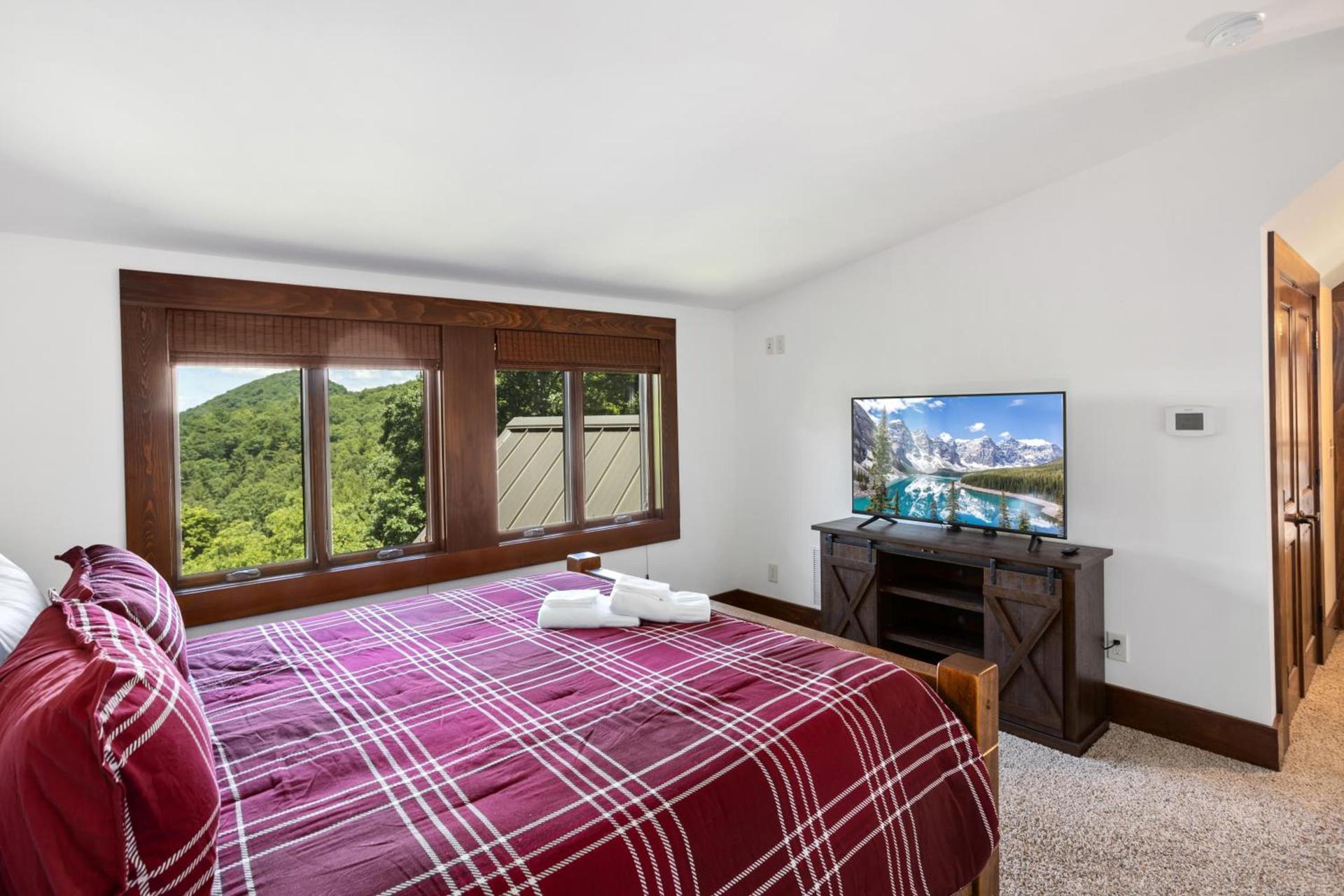Lucky Bear Lodge photo 39