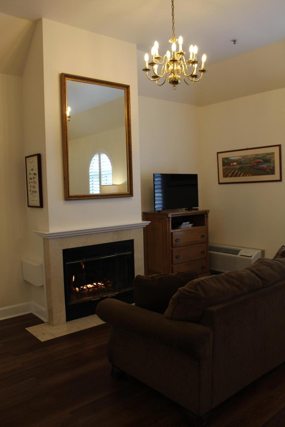 Elm House Inn photo 62
