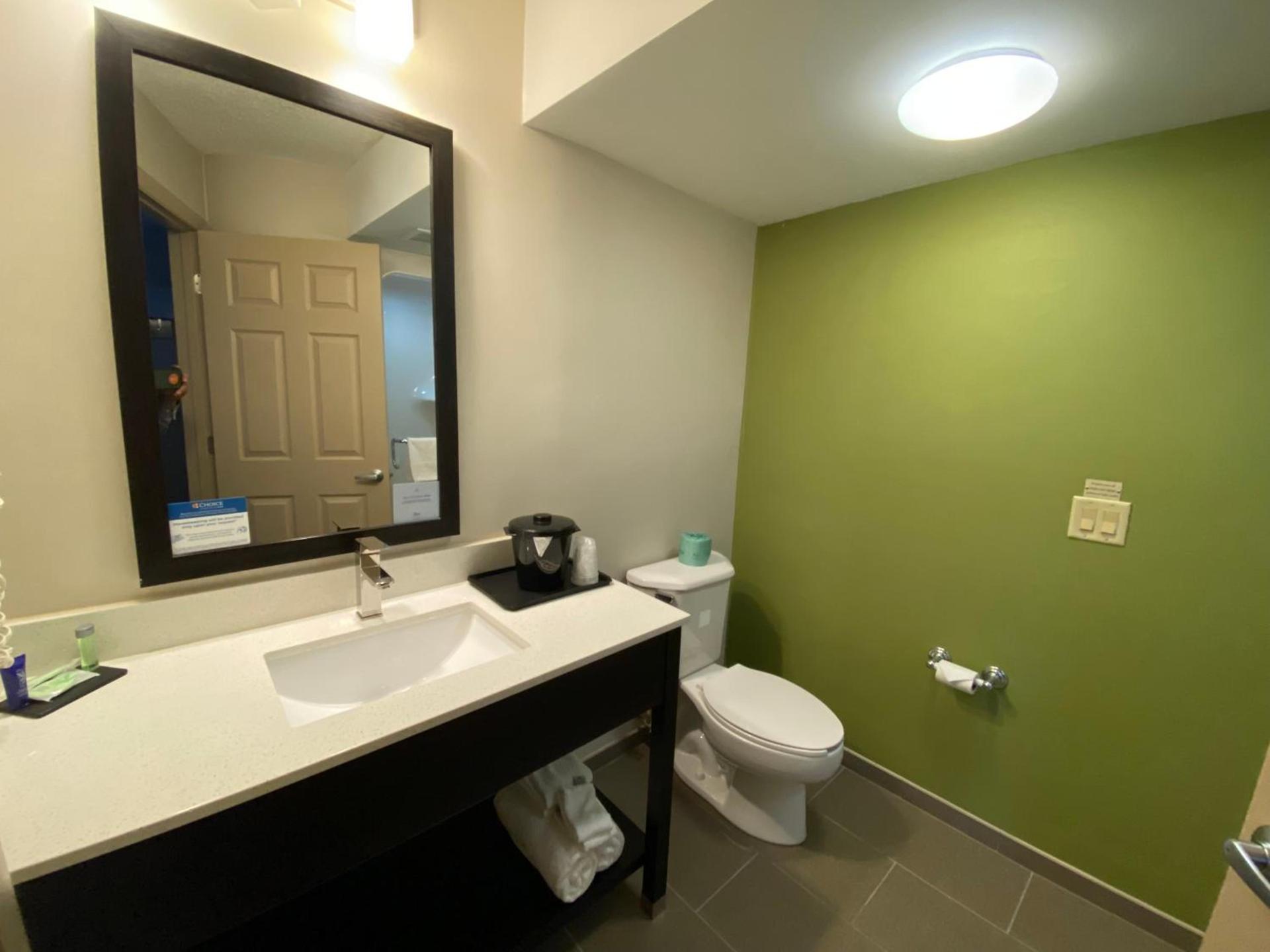 Sleep Inn & Suites Niantic North photo 35
