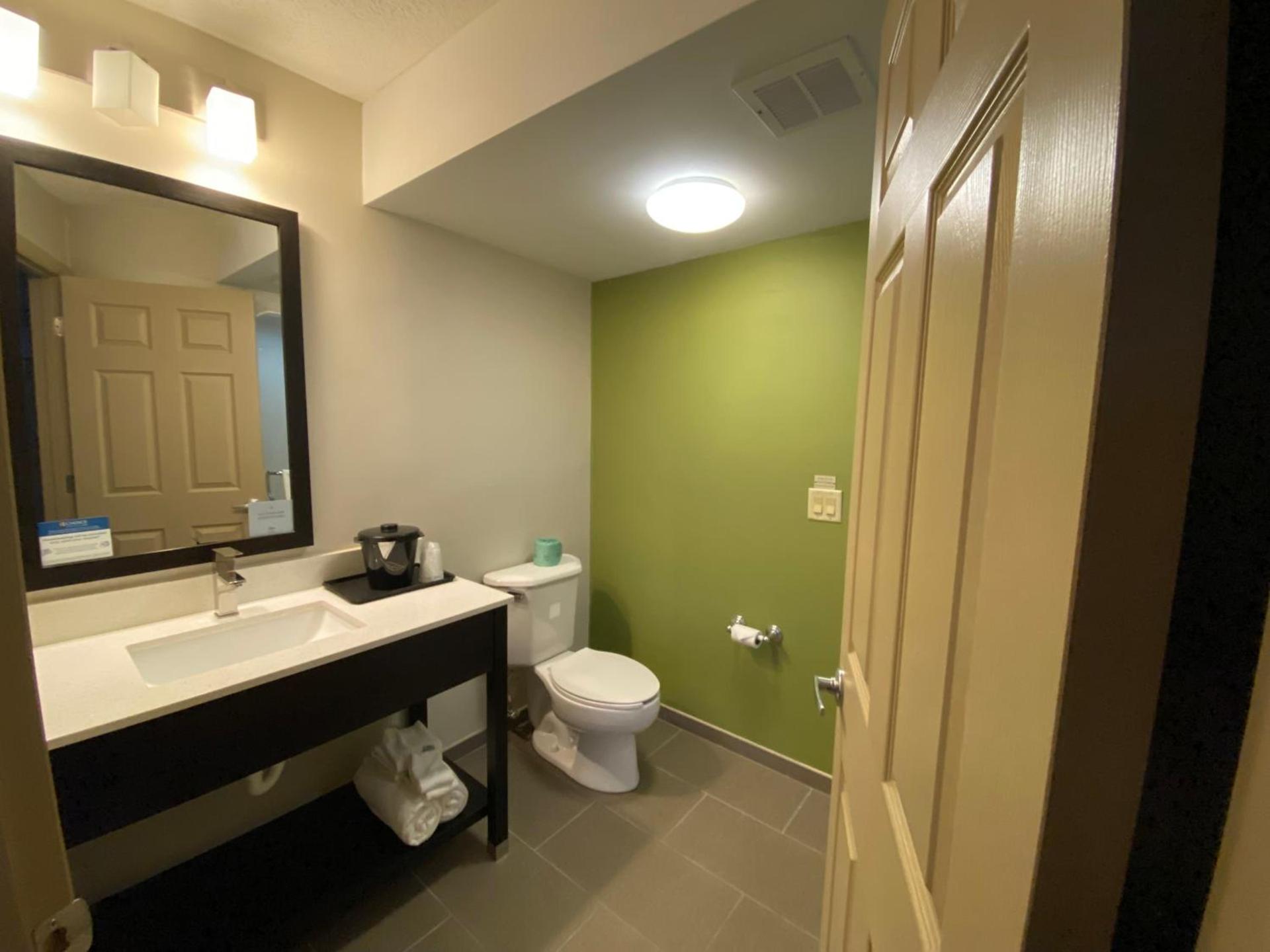 Sleep Inn & Suites Niantic North photo 38