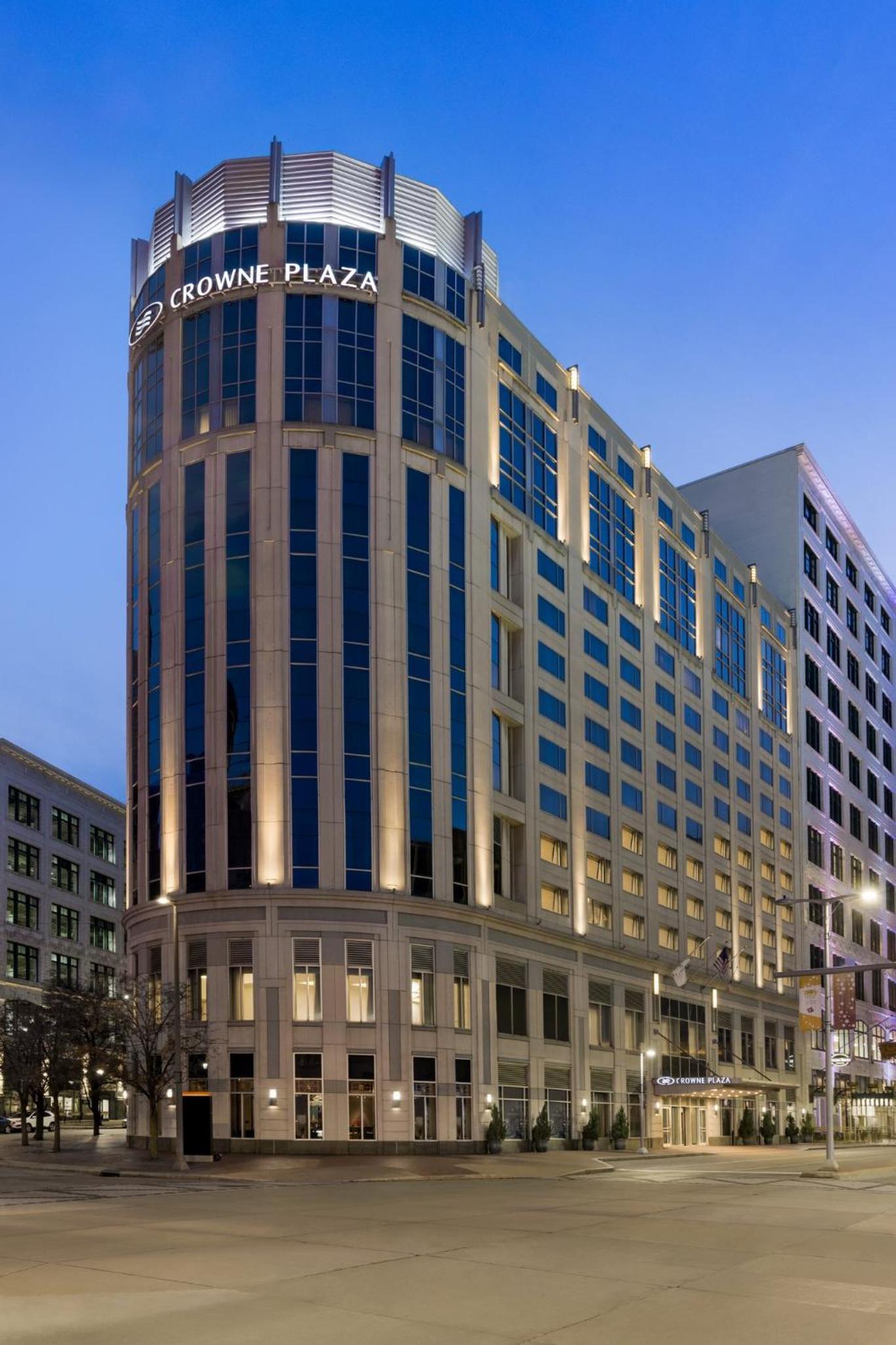 Crowne Plaza Cleveland at Playhouse Square by IHG — hotel in Cleveland