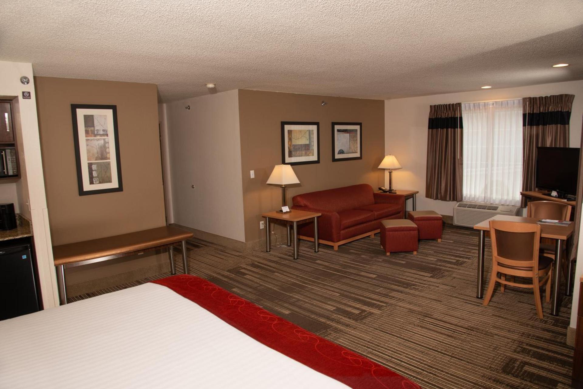 Northfield Inn Suites and Conference Center photo 5
