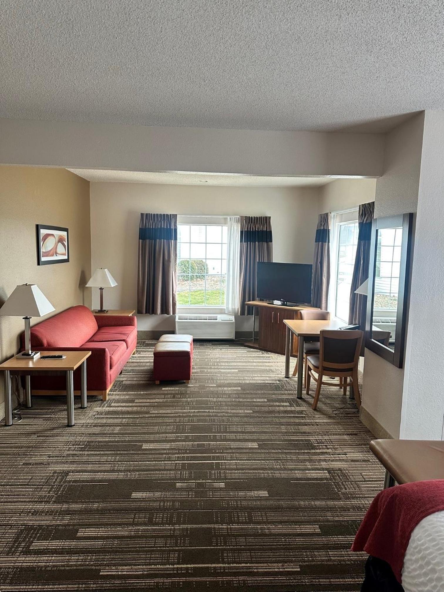 Northfield Inn Suites and Conference Center photo 4