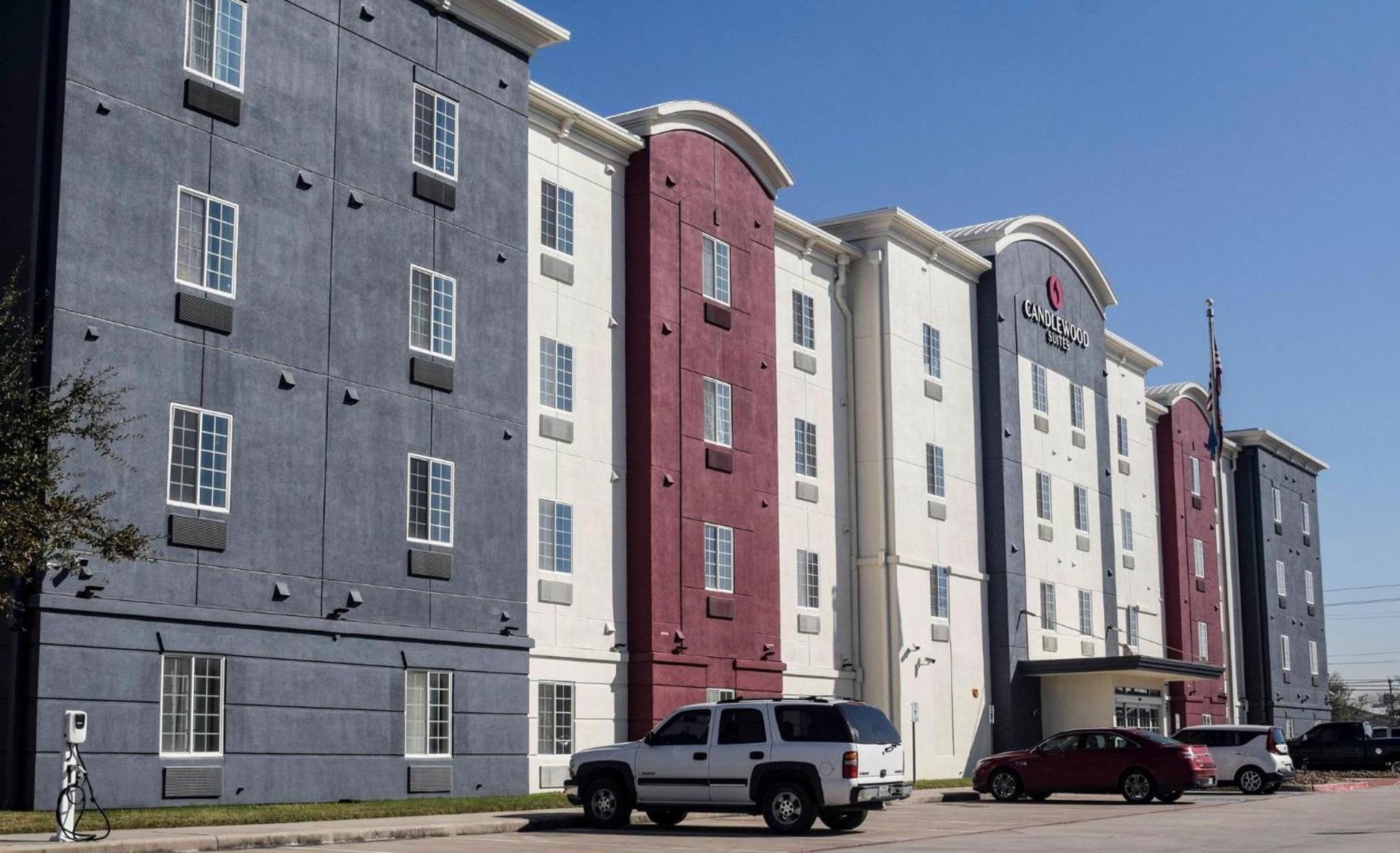 Candlewood Suites Houston I-10 East by IHG photo 1