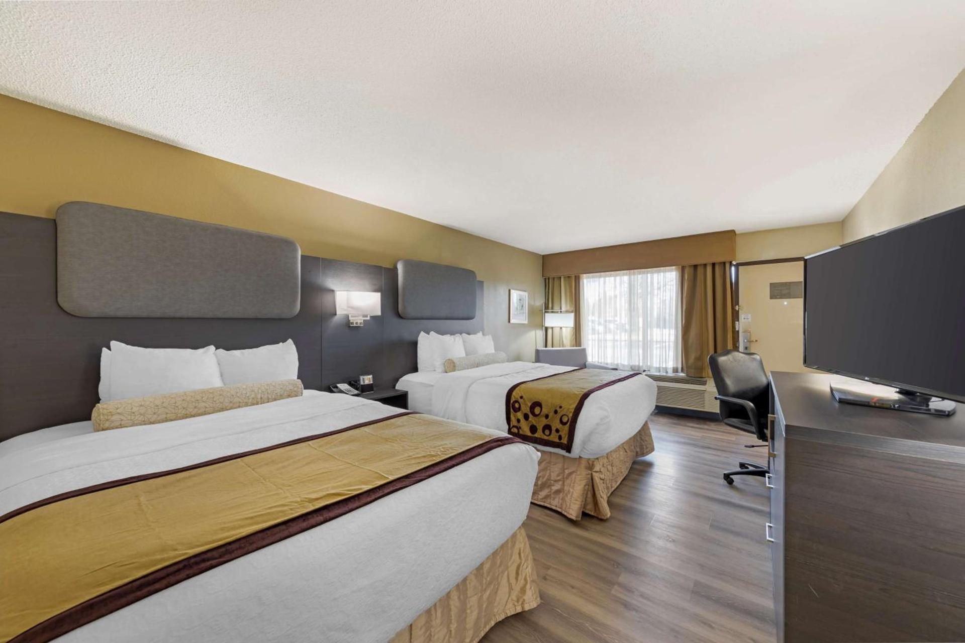 Best Western Plus Madison-Huntsville Hotel photo 7