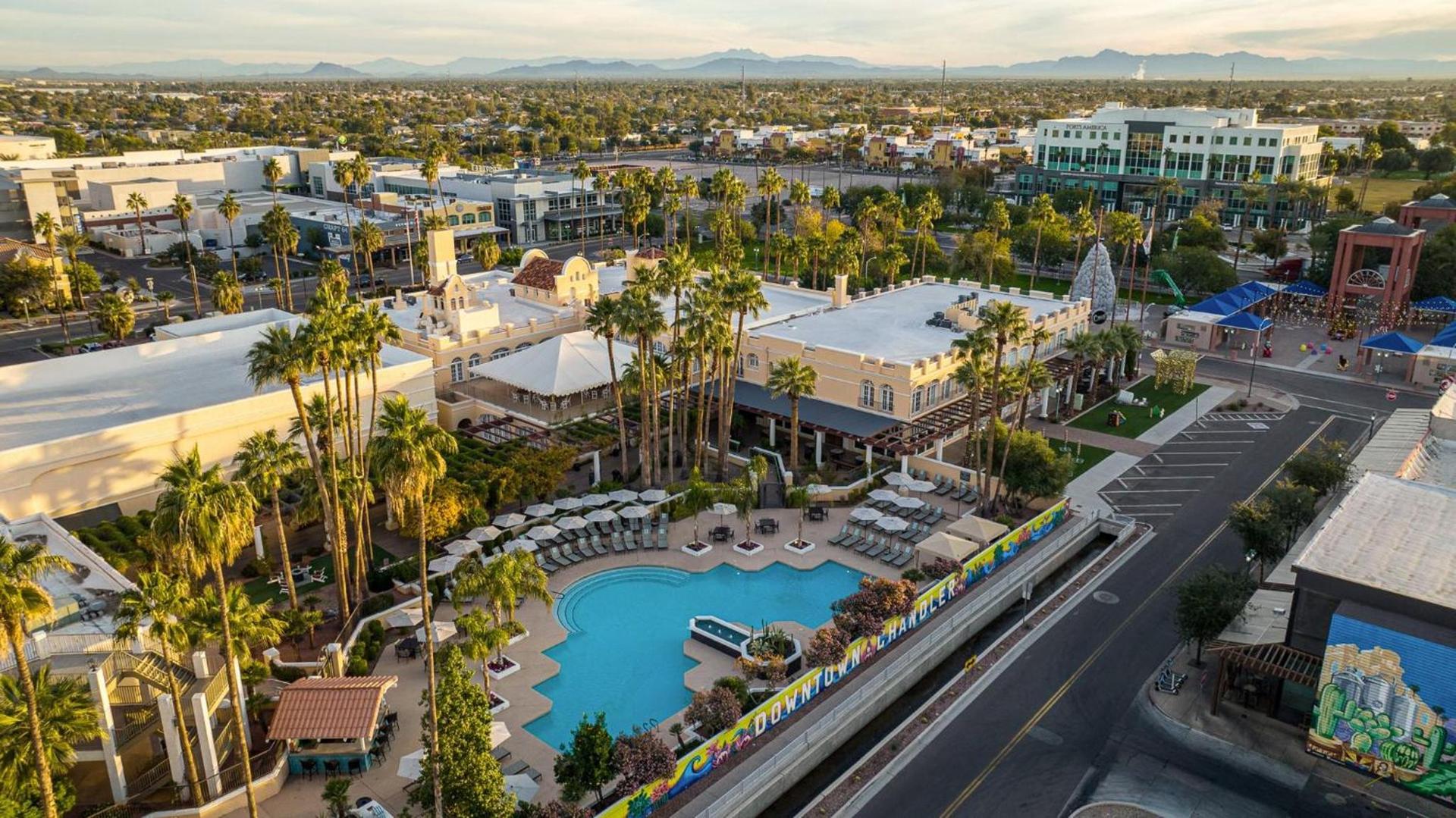 Crowne Plaza Phoenix - Chandler Golf Resort by IHG photo 58