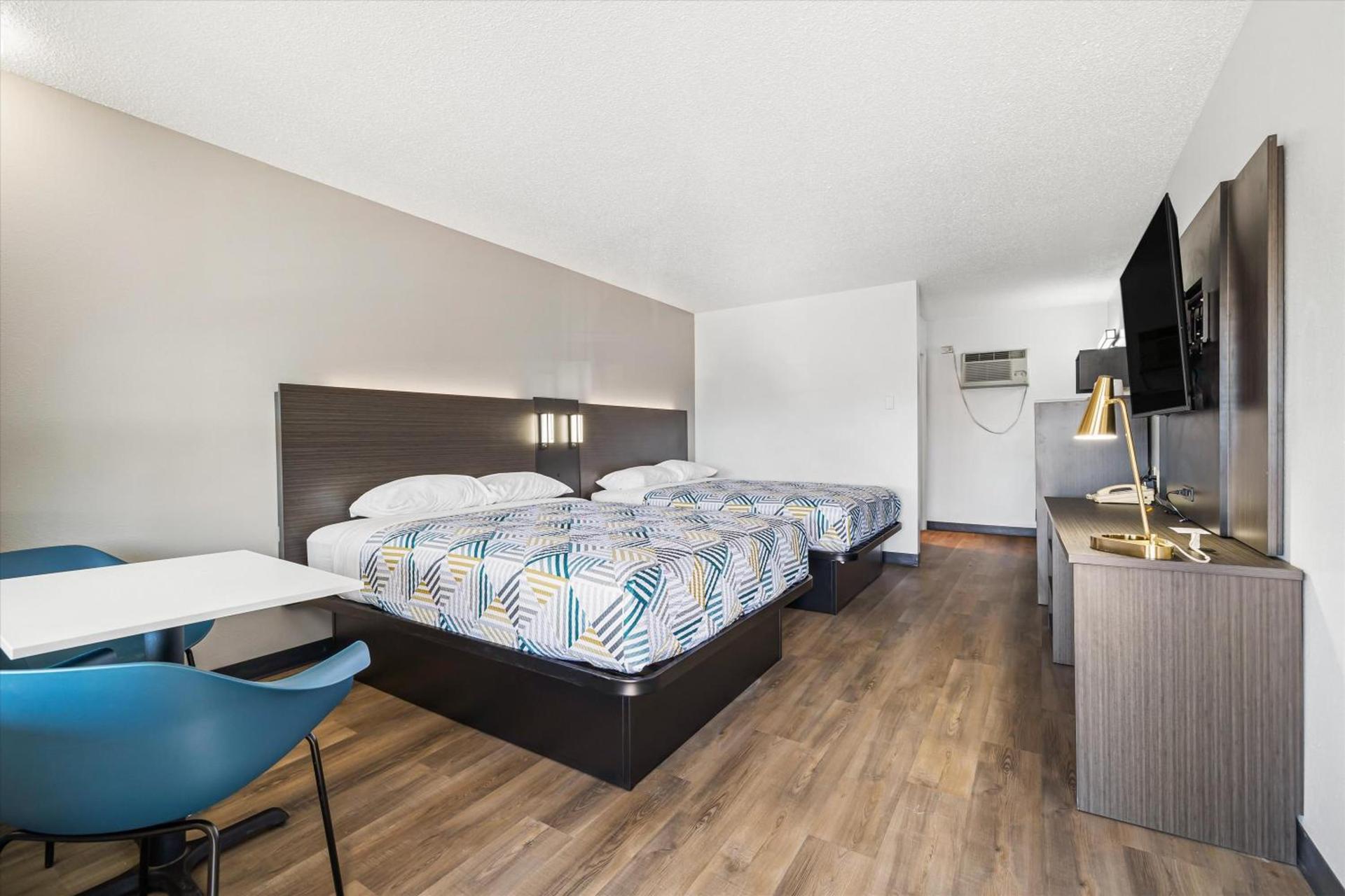 Motel 6-Bend, OR photo 28