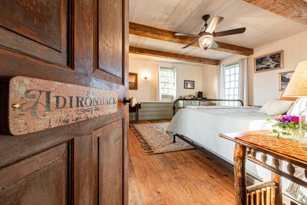 The Mohawk Valley House - 4 suite boutique hotel photo 43