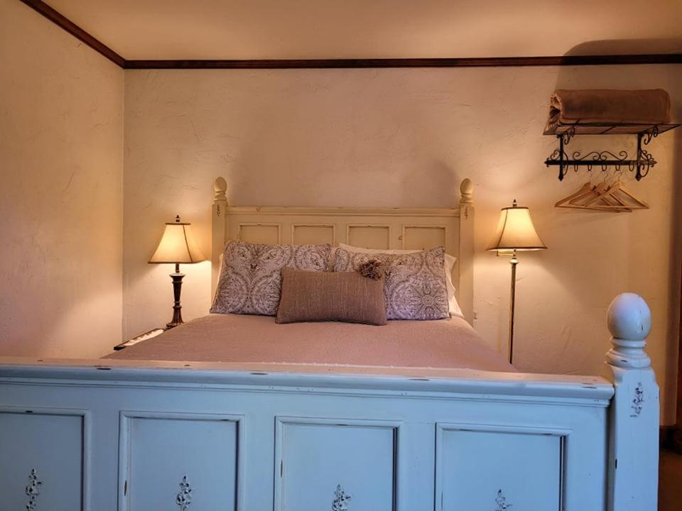 Oak Hill Inn photo 11
