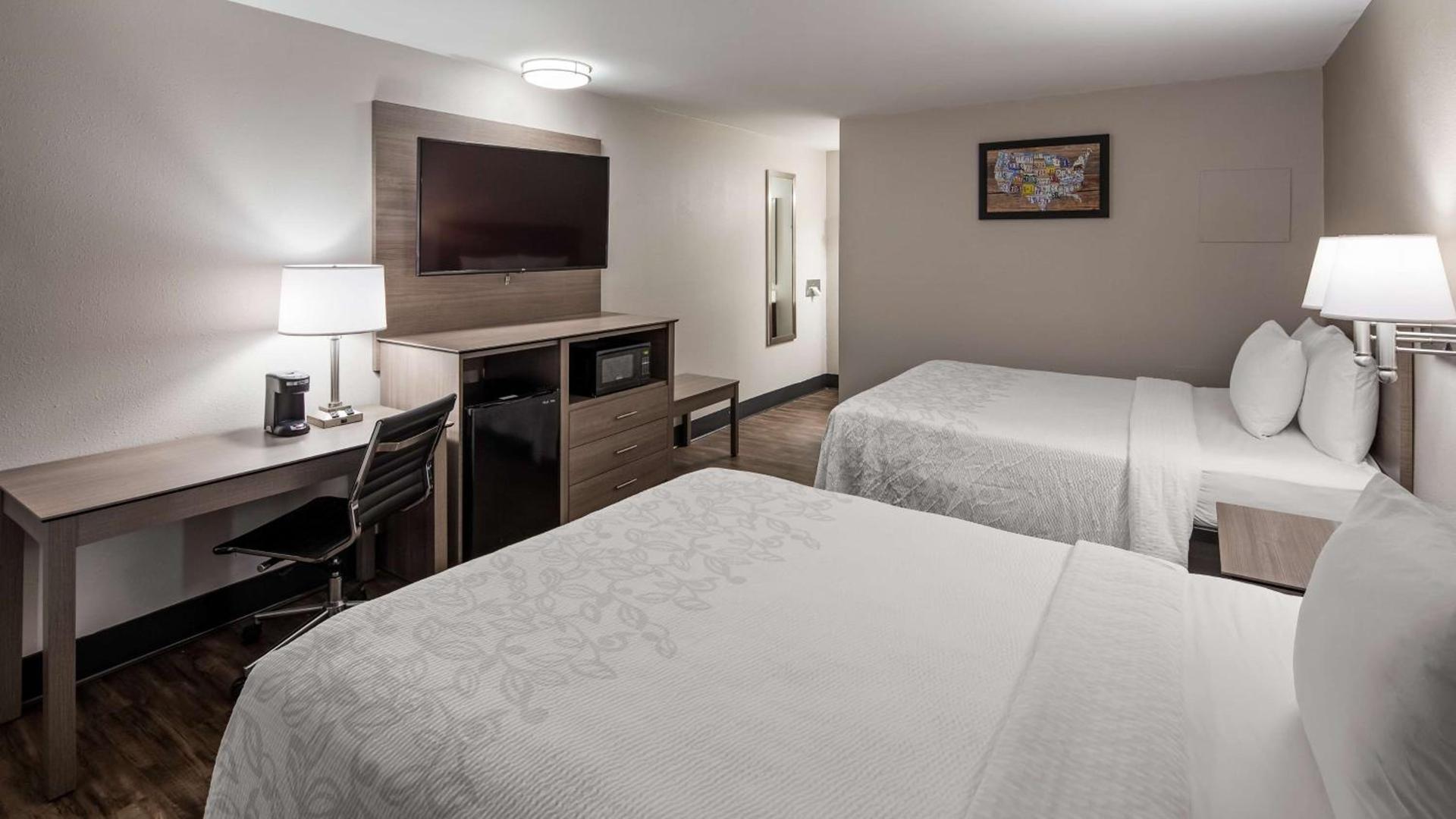SureStay Hotel by Best Western Findlay photo 11