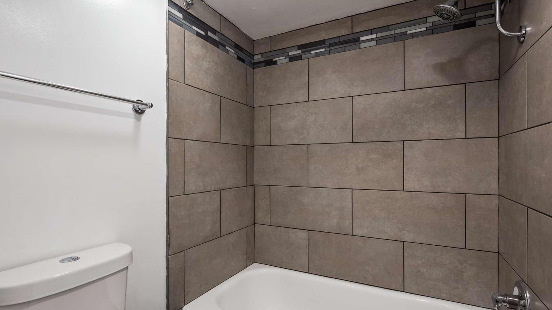 SureStay Hotel by Best Western Findlay photo 16