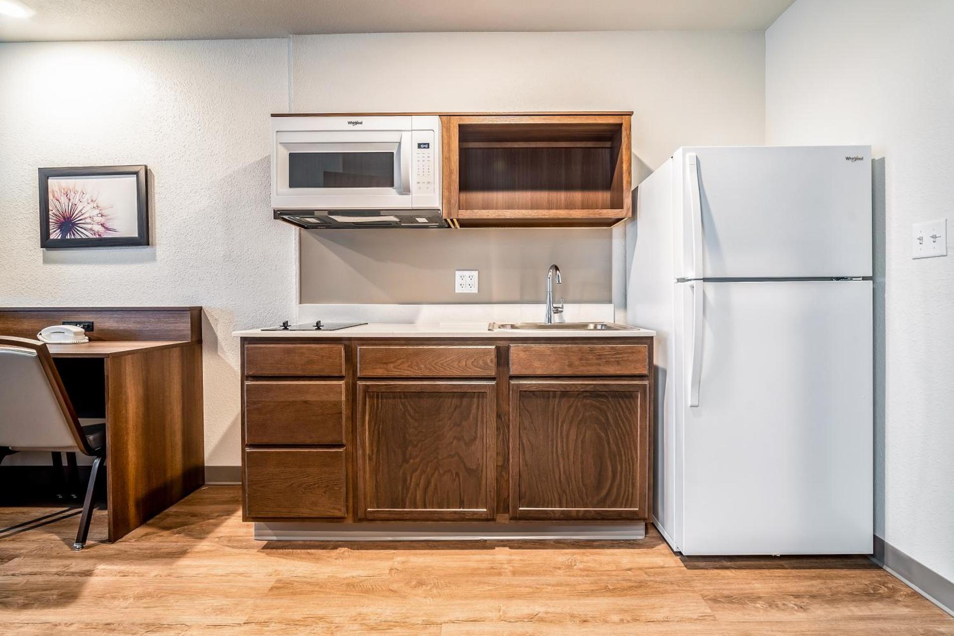WoodSpring Suites Jacksonville - South photo 30