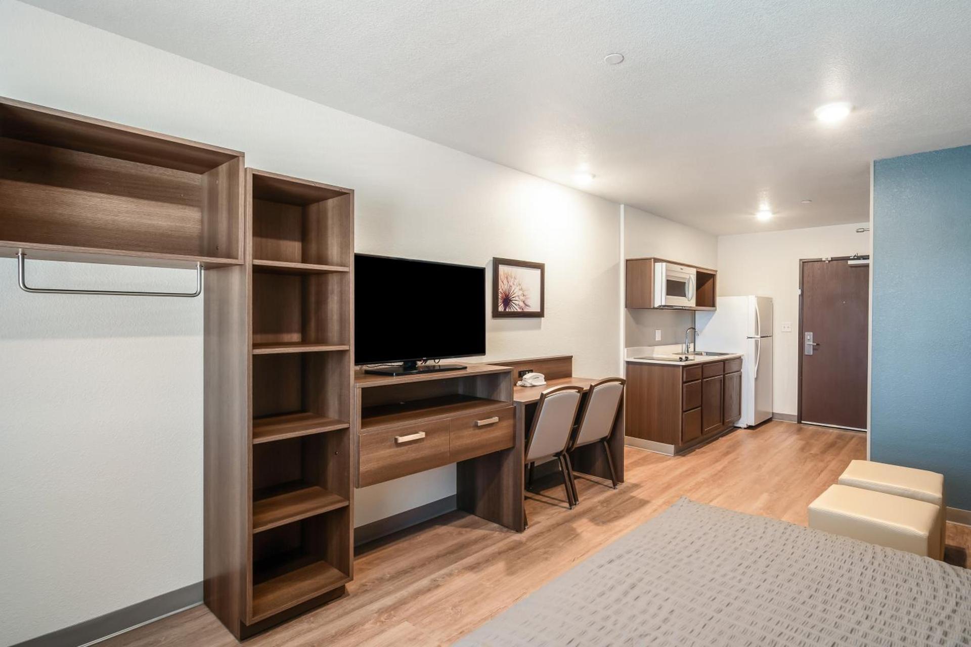 WoodSpring Suites Jacksonville - South photo 31