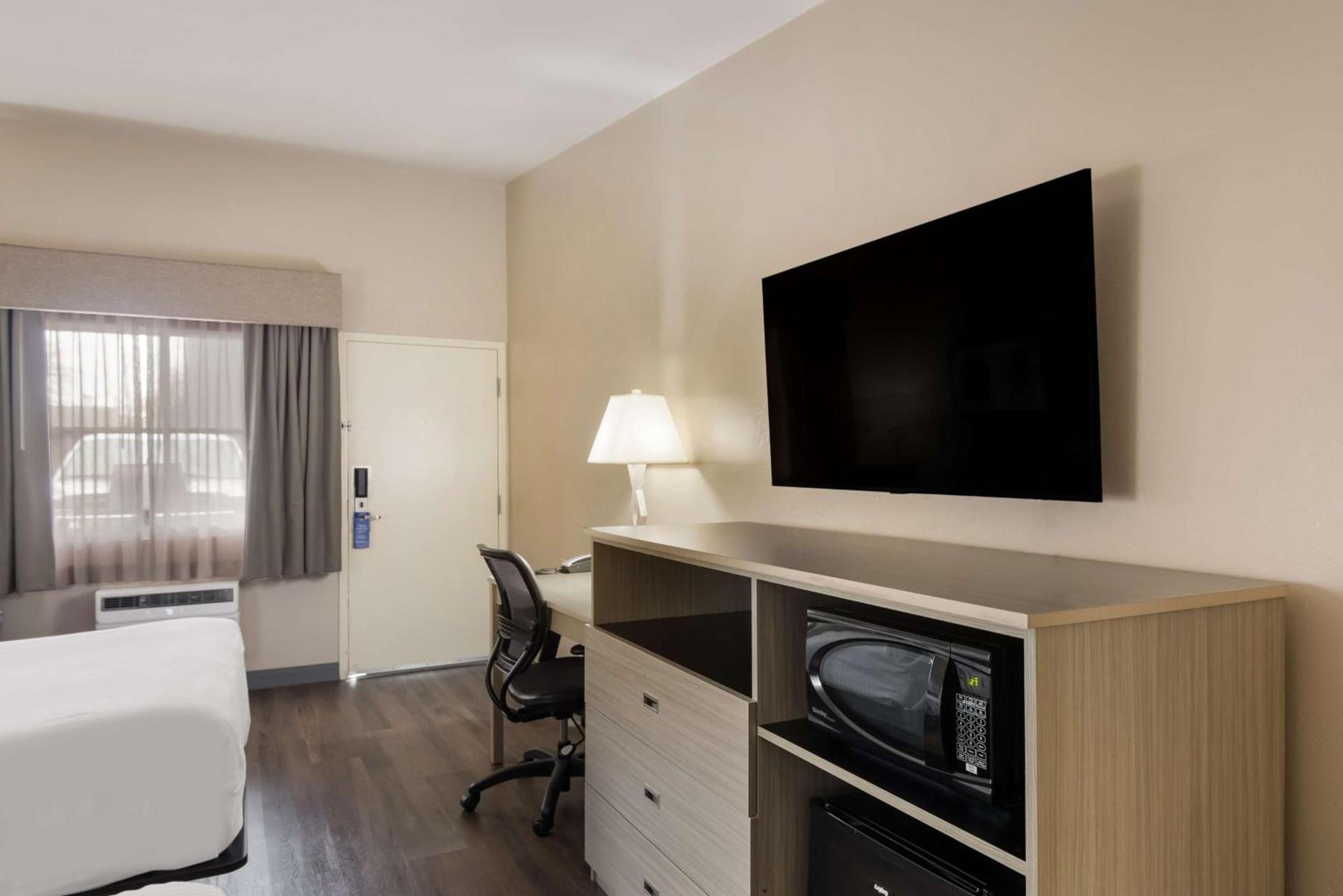 Best Western New Oregon Motel photo 12