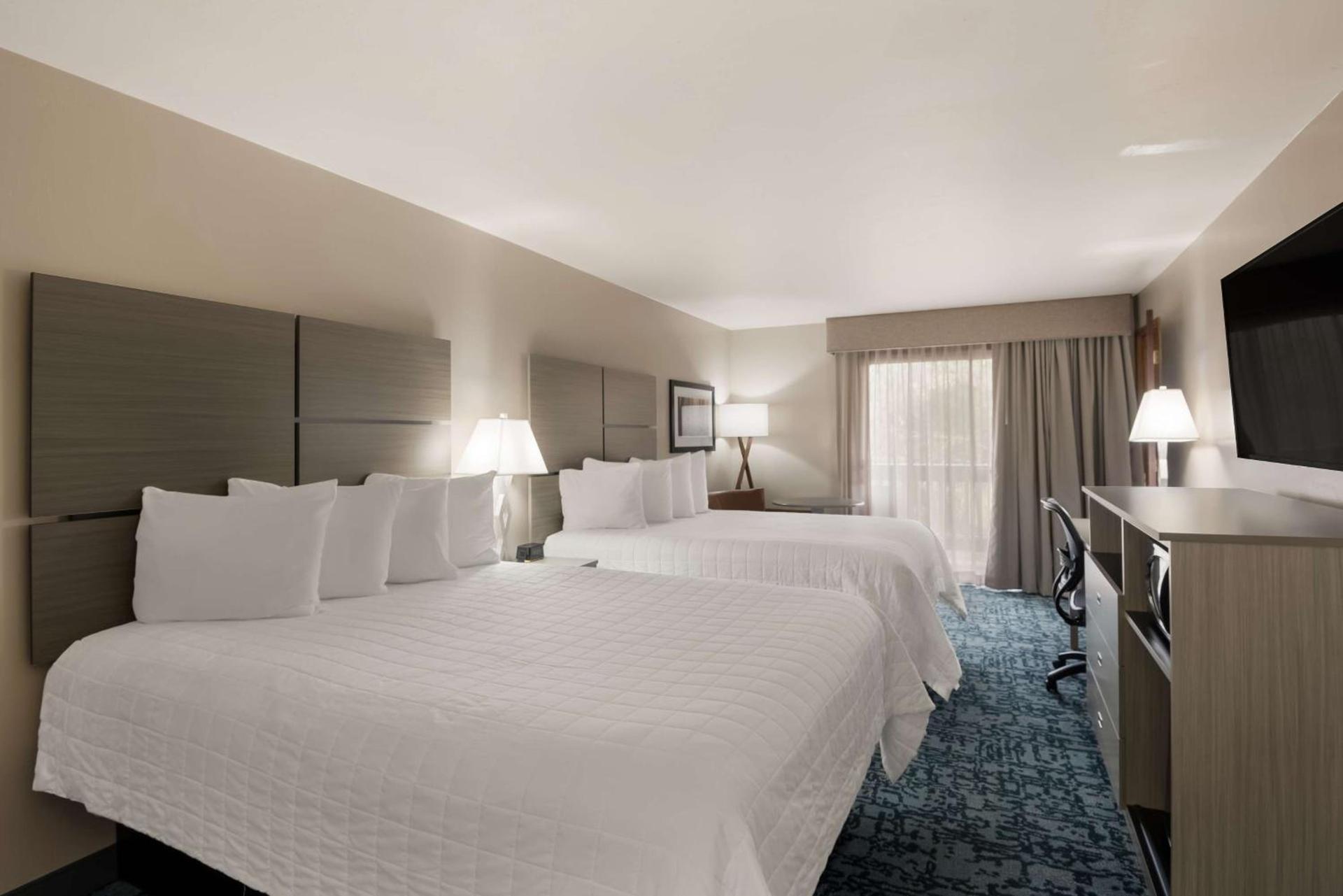 Best Western New Oregon Motel photo 16