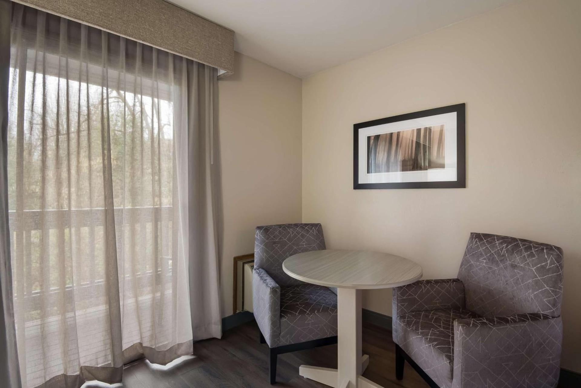 Best Western New Oregon Motel photo 14