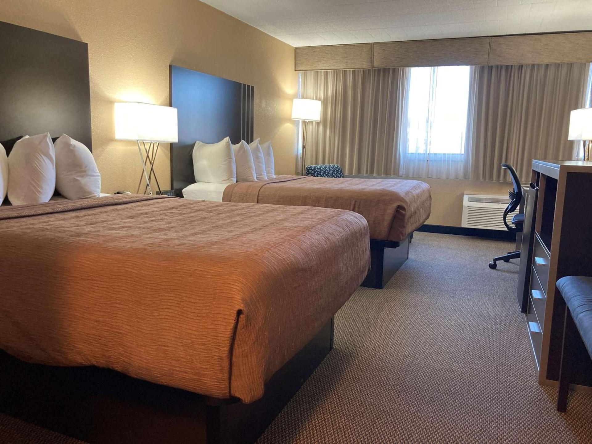 Best Western Plus Reading Inn & Suites photo 53