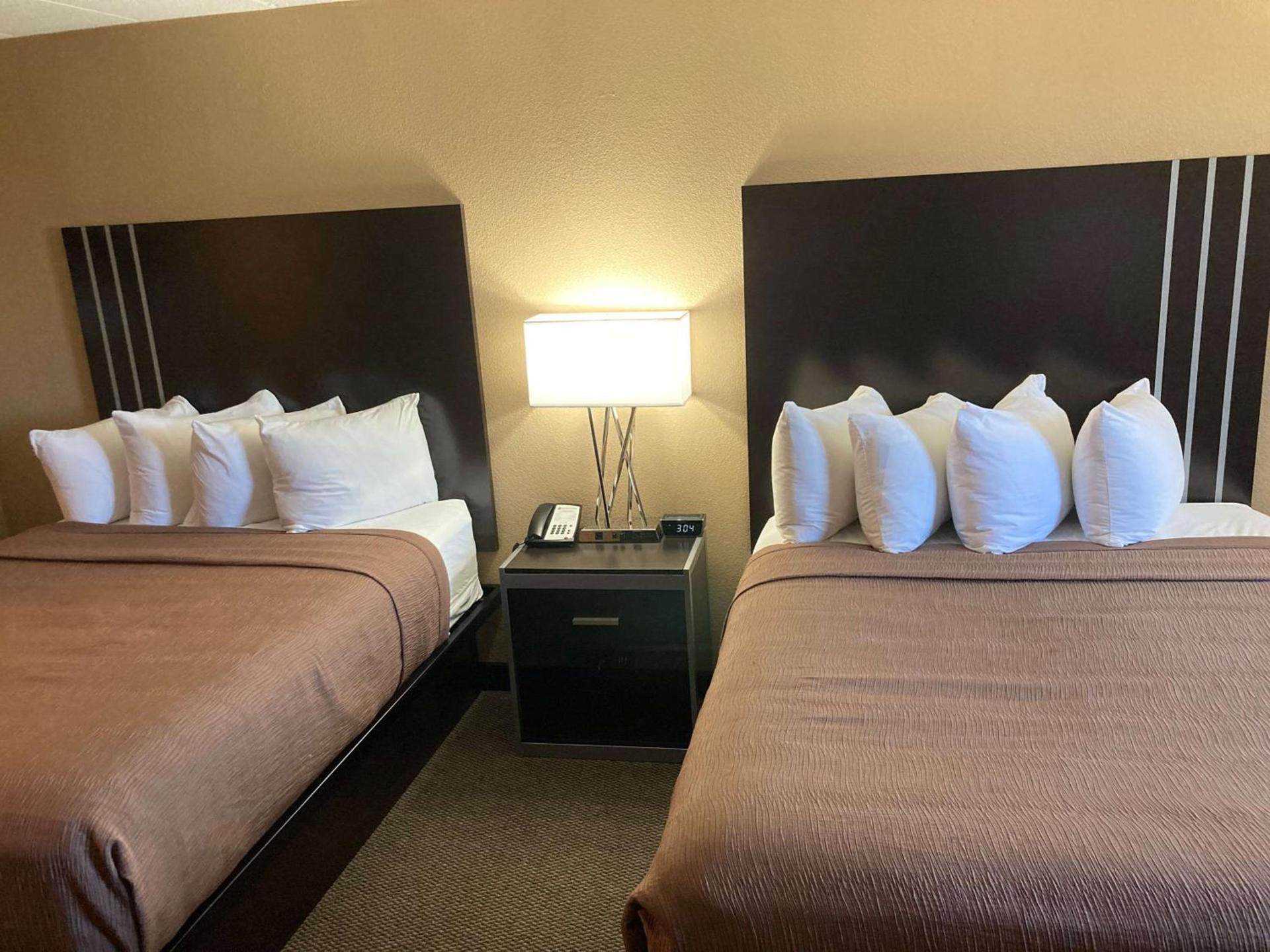 Best Western Plus Reading Inn & Suites photo 56