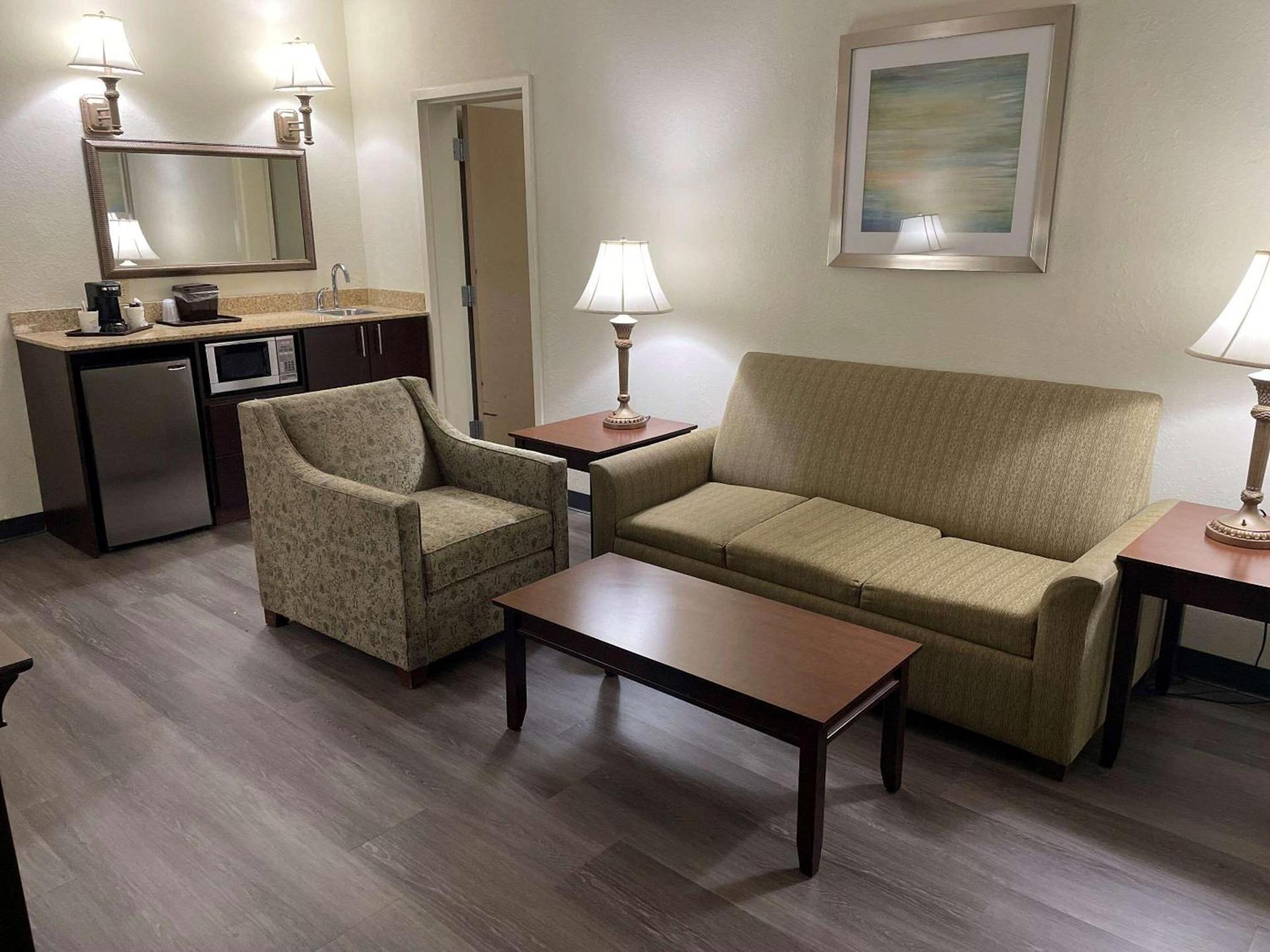 Comfort Inn Pinehurst - Southern Pines photo 37