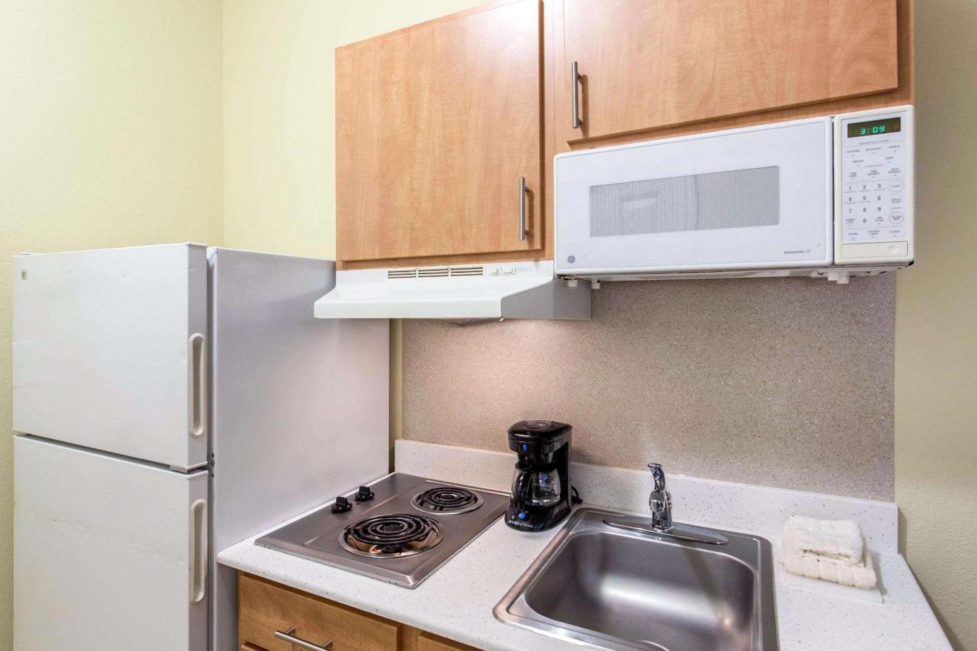 Hawthorn Extended Stay by Wyndham Lewisville photo 28
