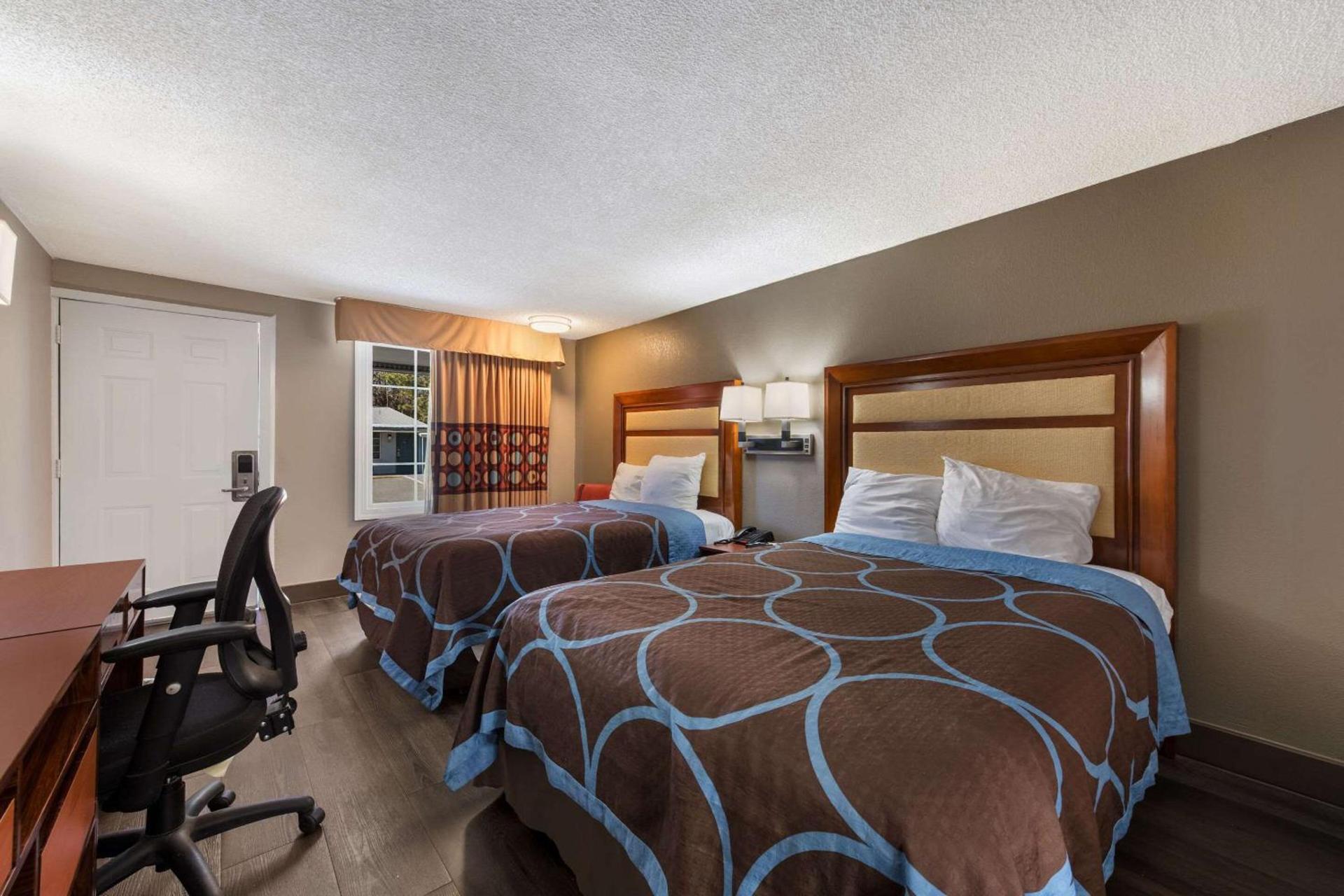 Rodeway Inn Charlotte Airport Area photo 11