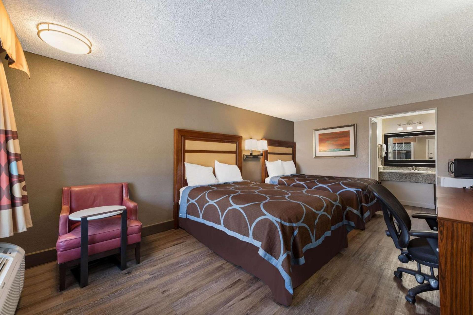 Rodeway Inn Charlotte Airport Area photo 17