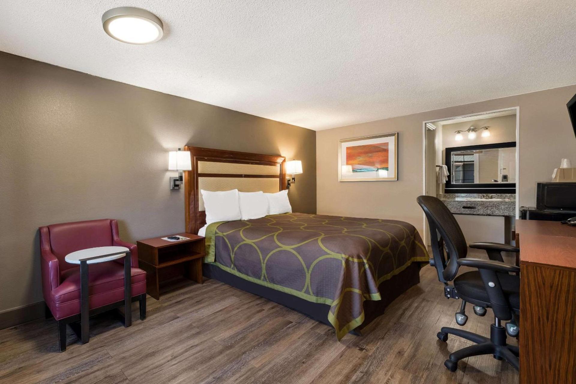Rodeway Inn Charlotte Airport Area photo 23