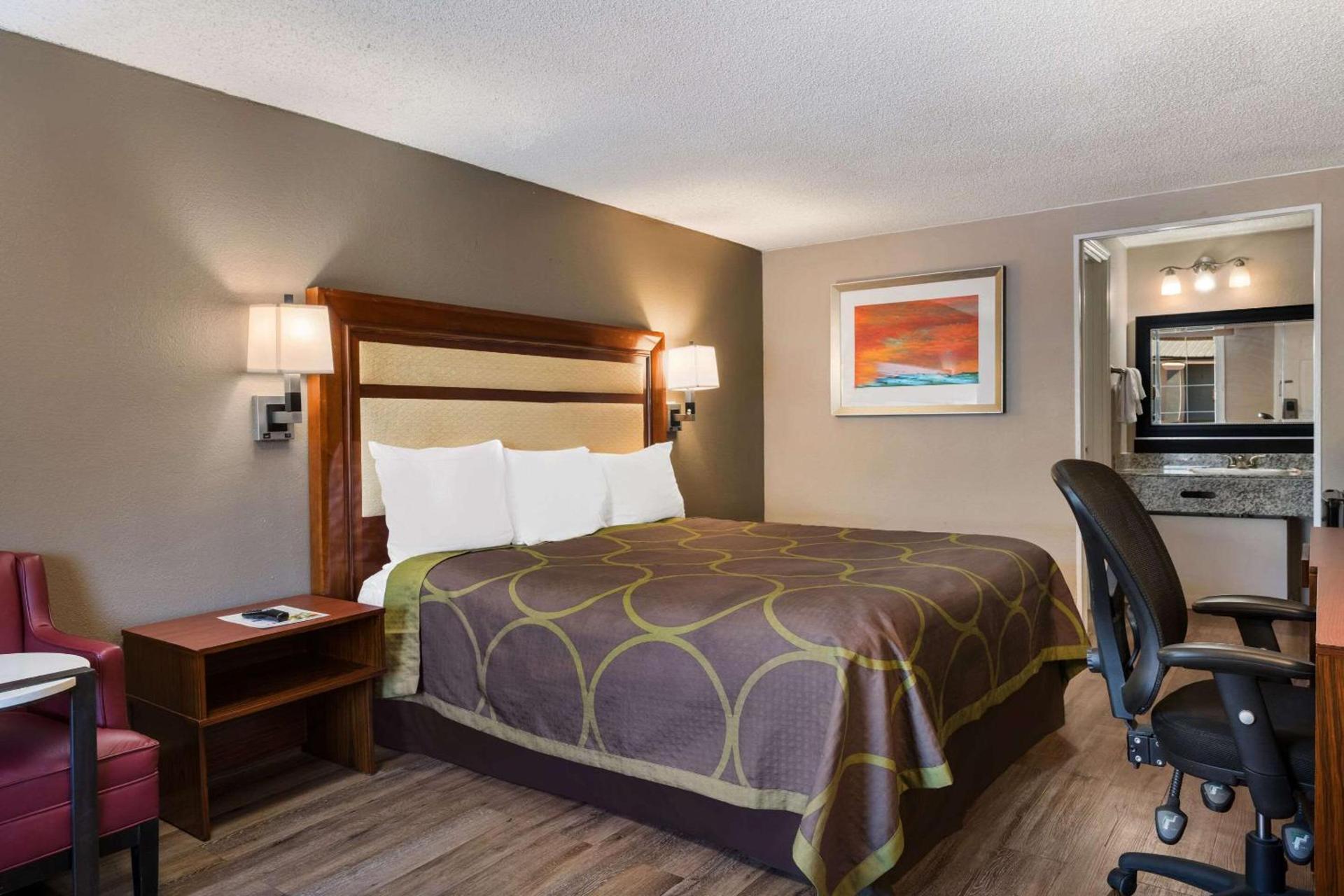 Rodeway Inn Charlotte Airport Area photo 24