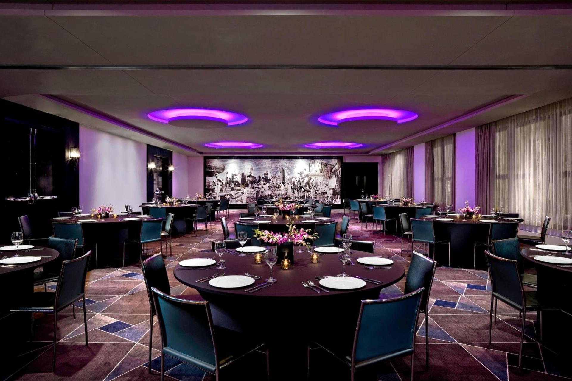 W Minneapolis - The Foshay photo 52