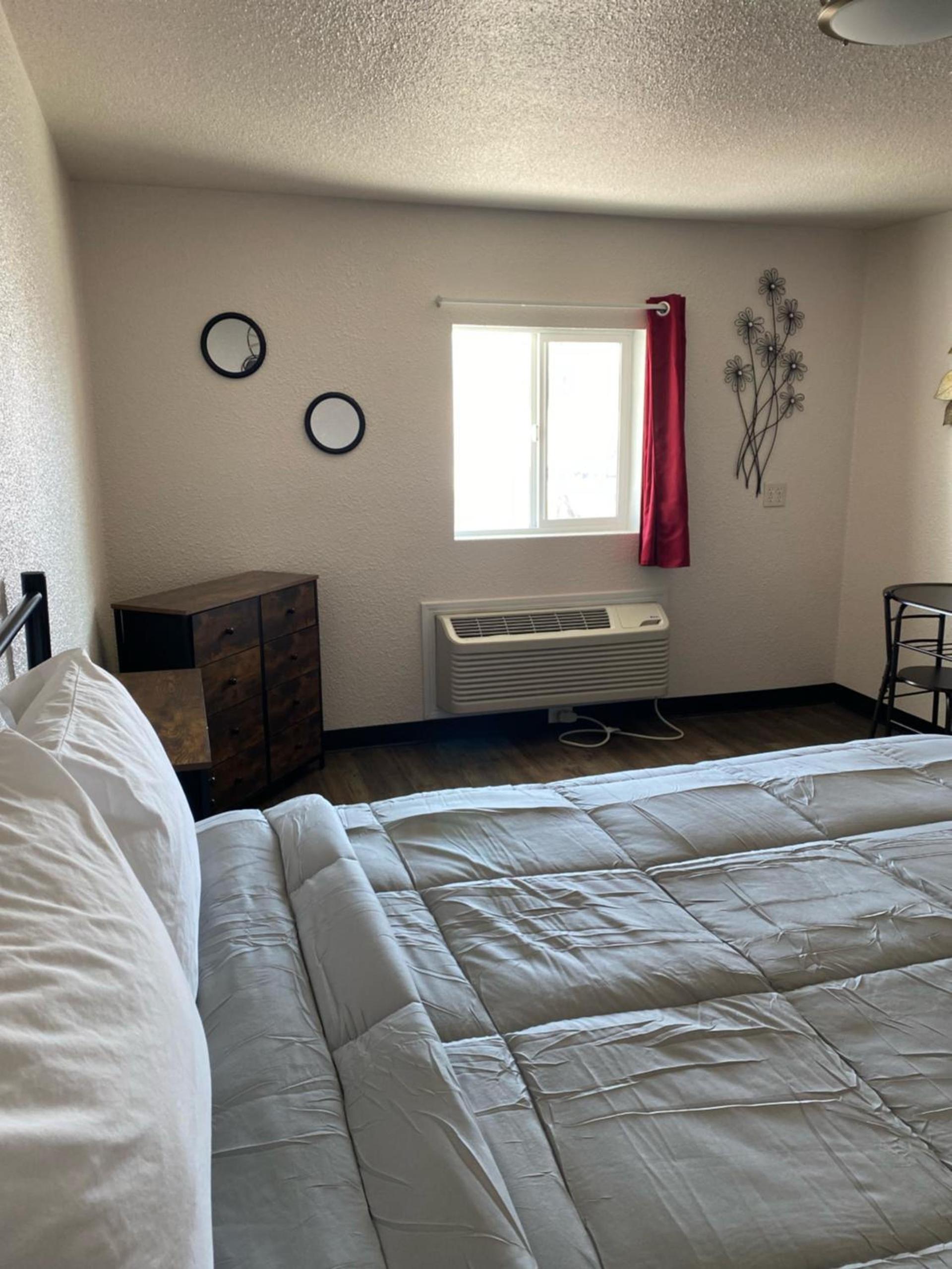Baker City Motel & RV photo 42