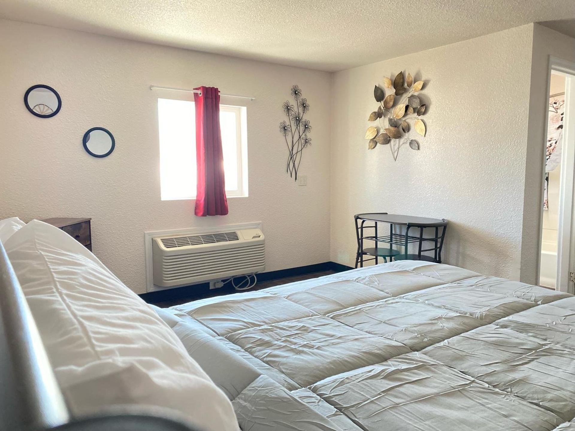 Baker City Motel & RV photo 49